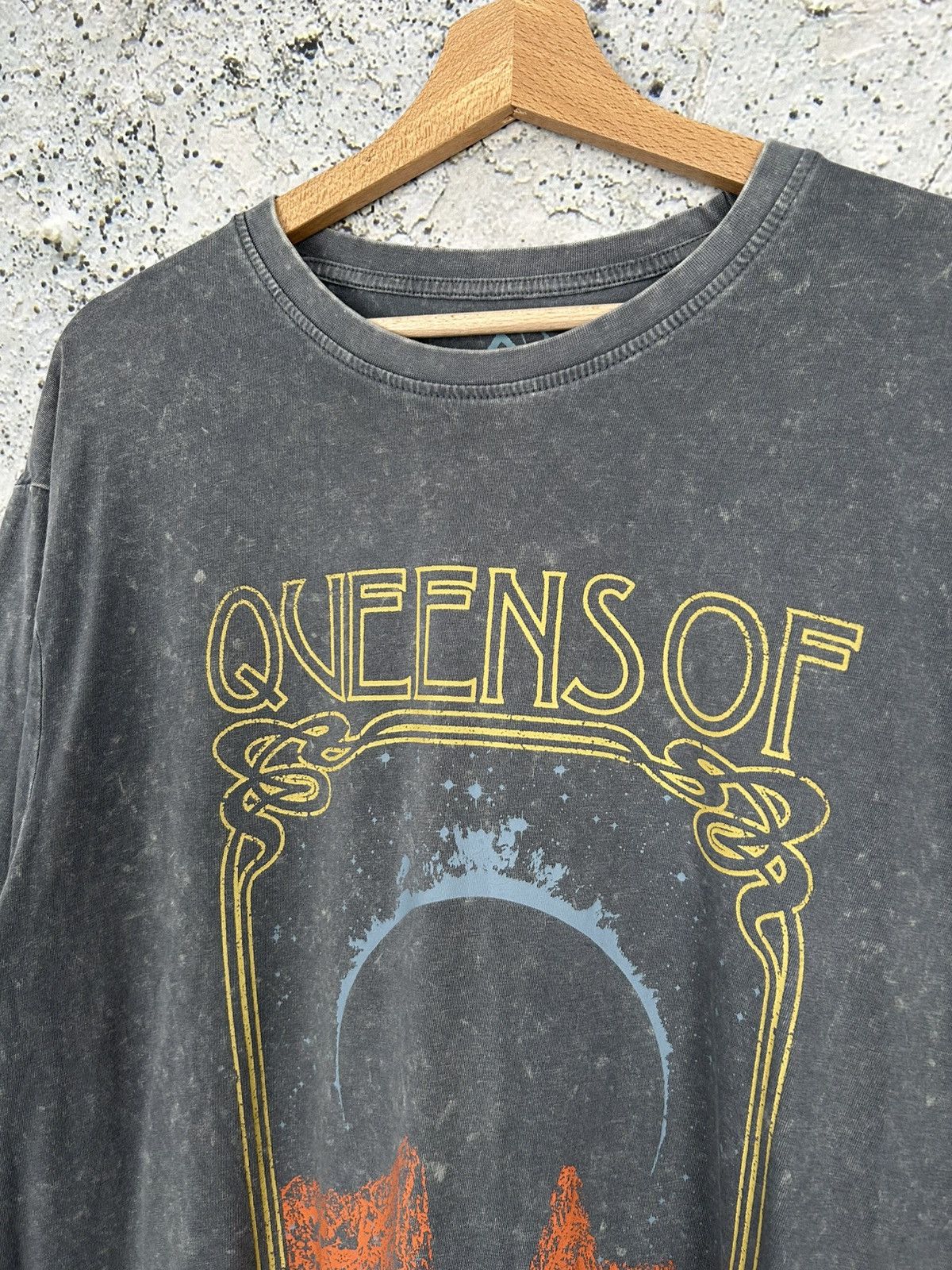 Band Tees Queens of The Stone Age Rock Band Tee Metal Graphic Hype Size US XL / EU 56 / 4 - 3 Thumbnail