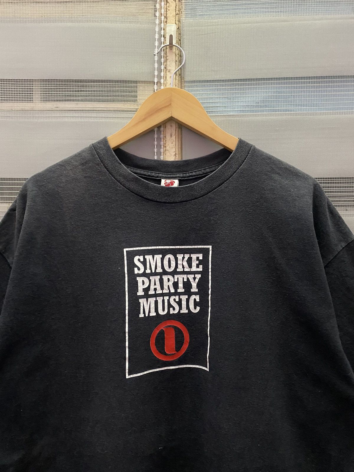 Vintage 2000s Nesta Party Smoke Music Rap Tees Hip Hop Band Size US L / EU 52-54 / 3 - 6 Thumbnail