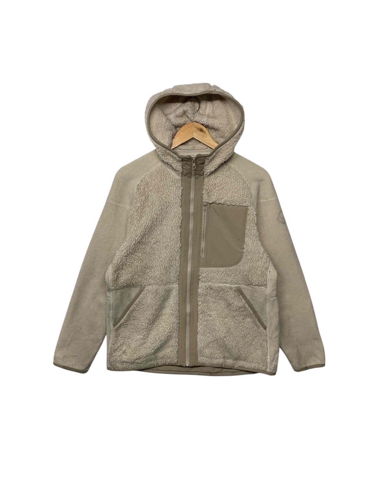 Uniqlo × White Mountaineering Uniqlo X White Mountaineering Zipper Down Hoodie Fleece Size US S / EU 44-46 / 1 - 1 Thumbnail