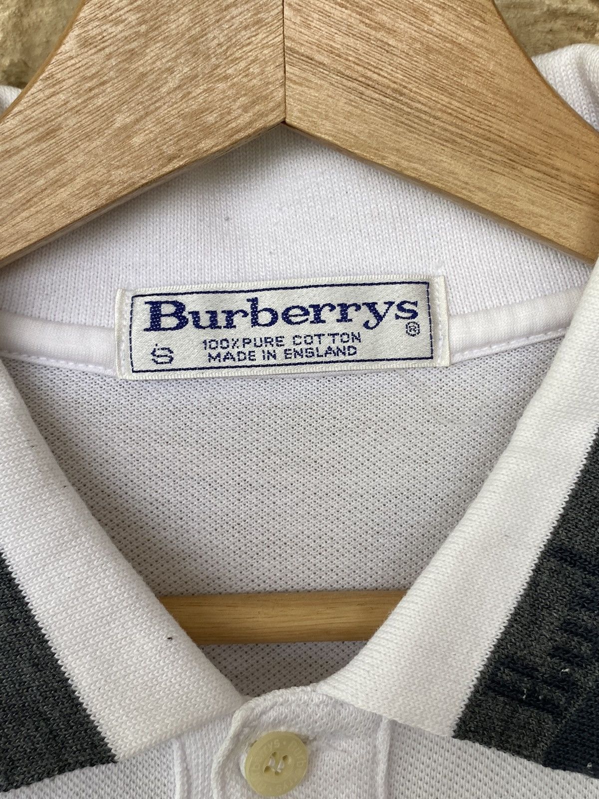 Burberry Vintage Burberry Made In England Polo Shirt Size US S / EU 44-46 / 1 - 6 Thumbnail