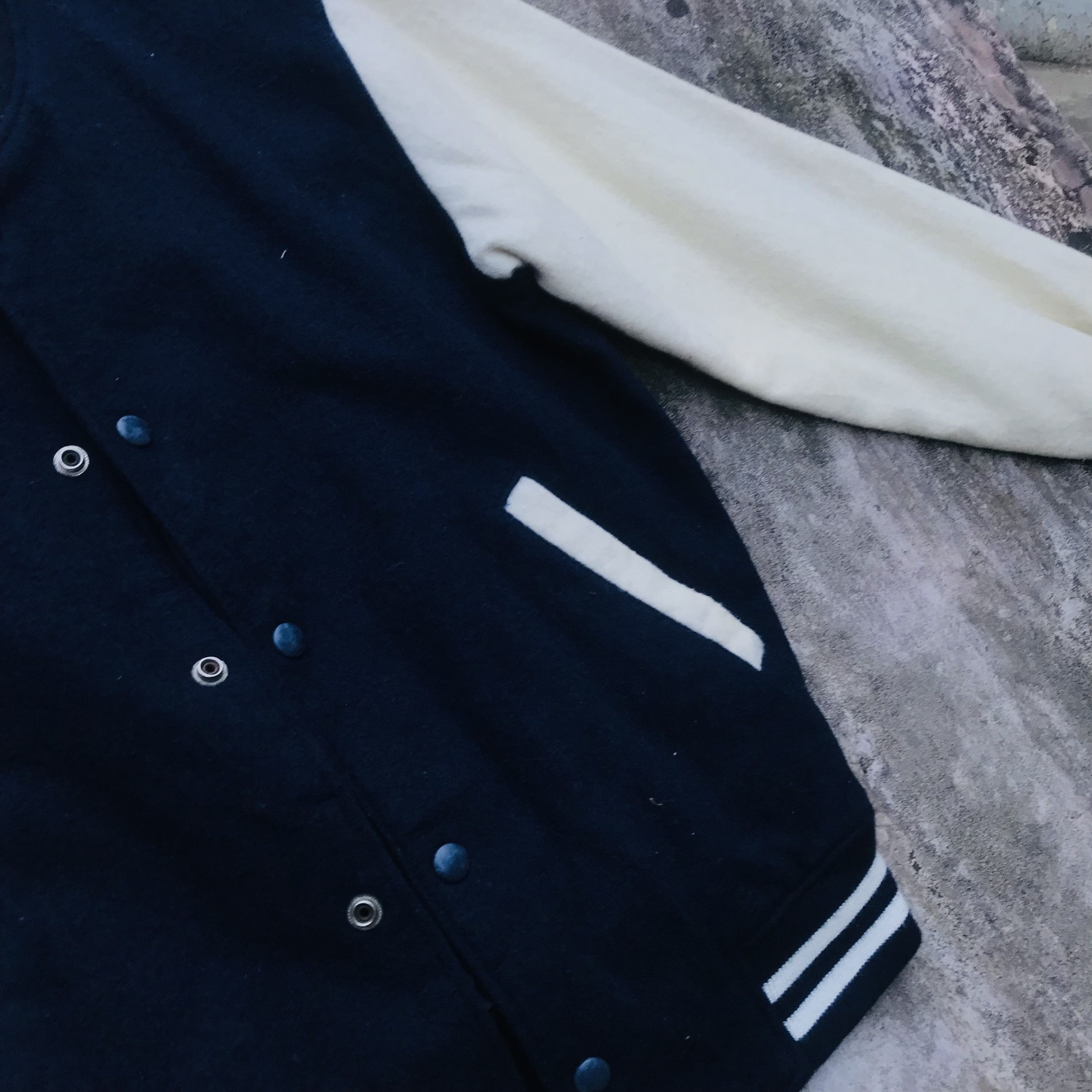 Vintage Vintage Two Tone WooL Varsity Jacket Size US M / EU 48-50 / 2 - 4 Thumbnail