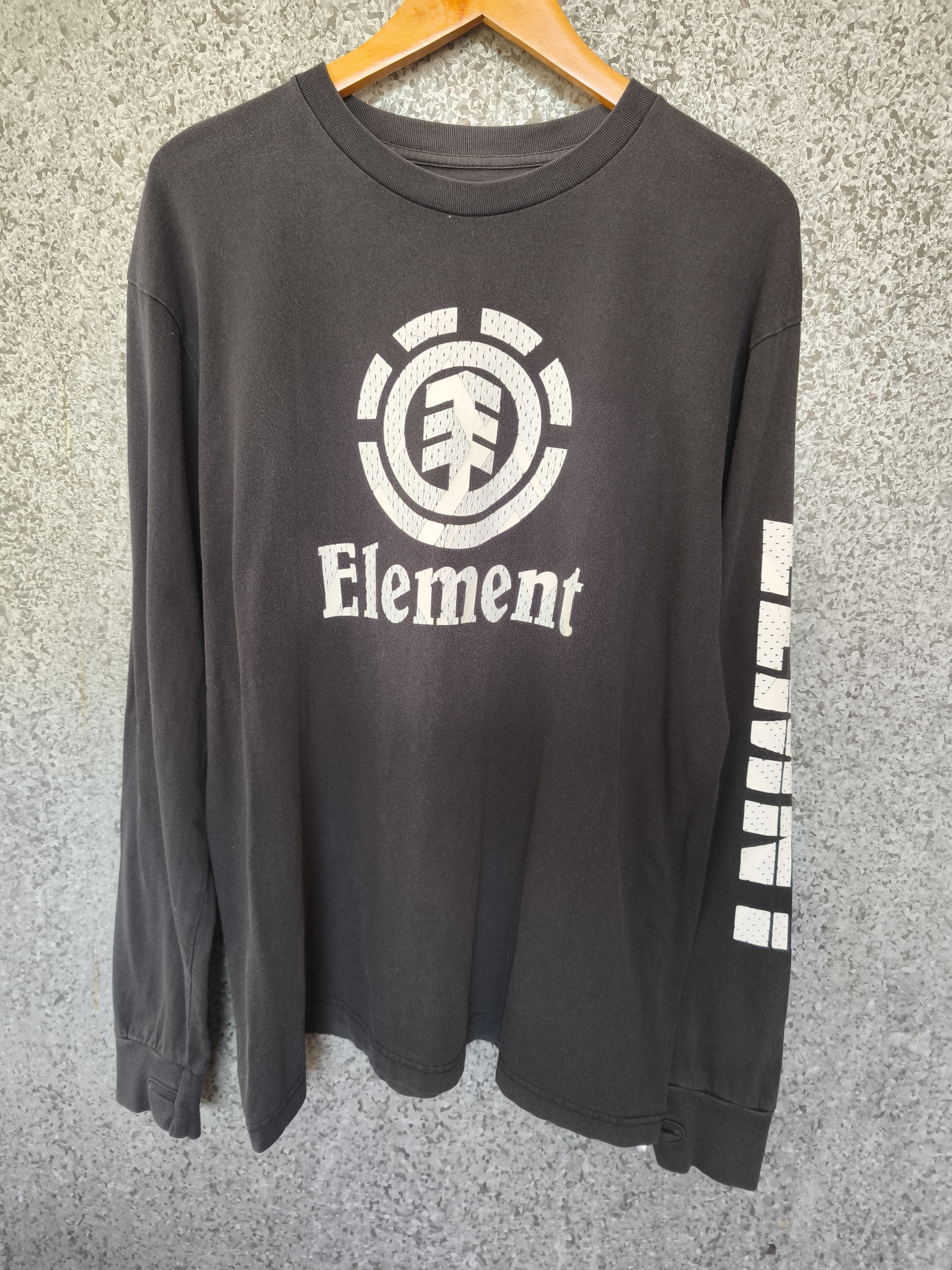 Element 🔥 Vintage Element t shirt sun faded Skaters Streetwear Size US L / EU 52-54 / 3 - 1 Thumbnail