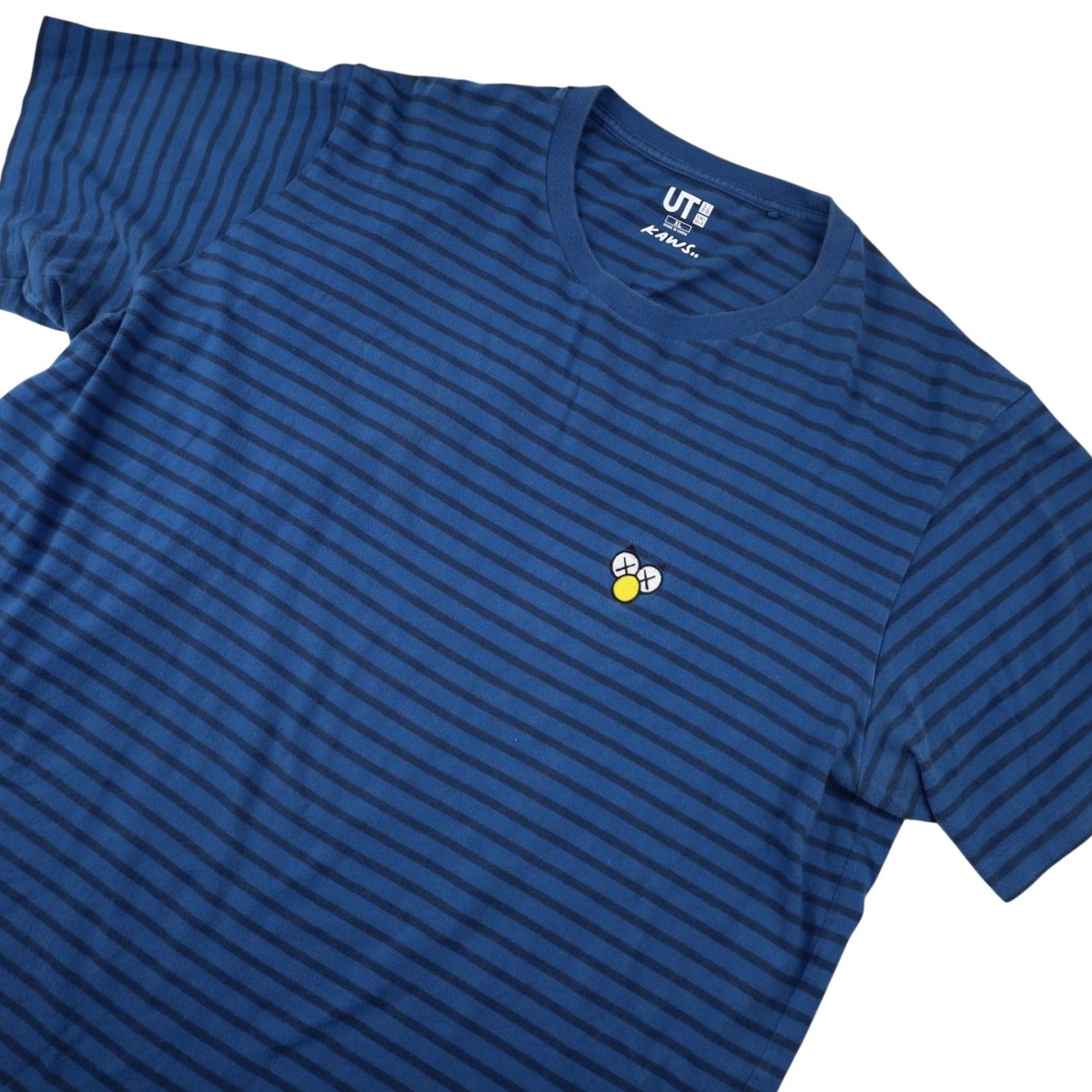Uniqlo Uniqlo x Kaws Elmo Stripe T Shirt Blue XL Mens Reg Size Size US XL / EU 56 / 4 - 2 Thumbnail