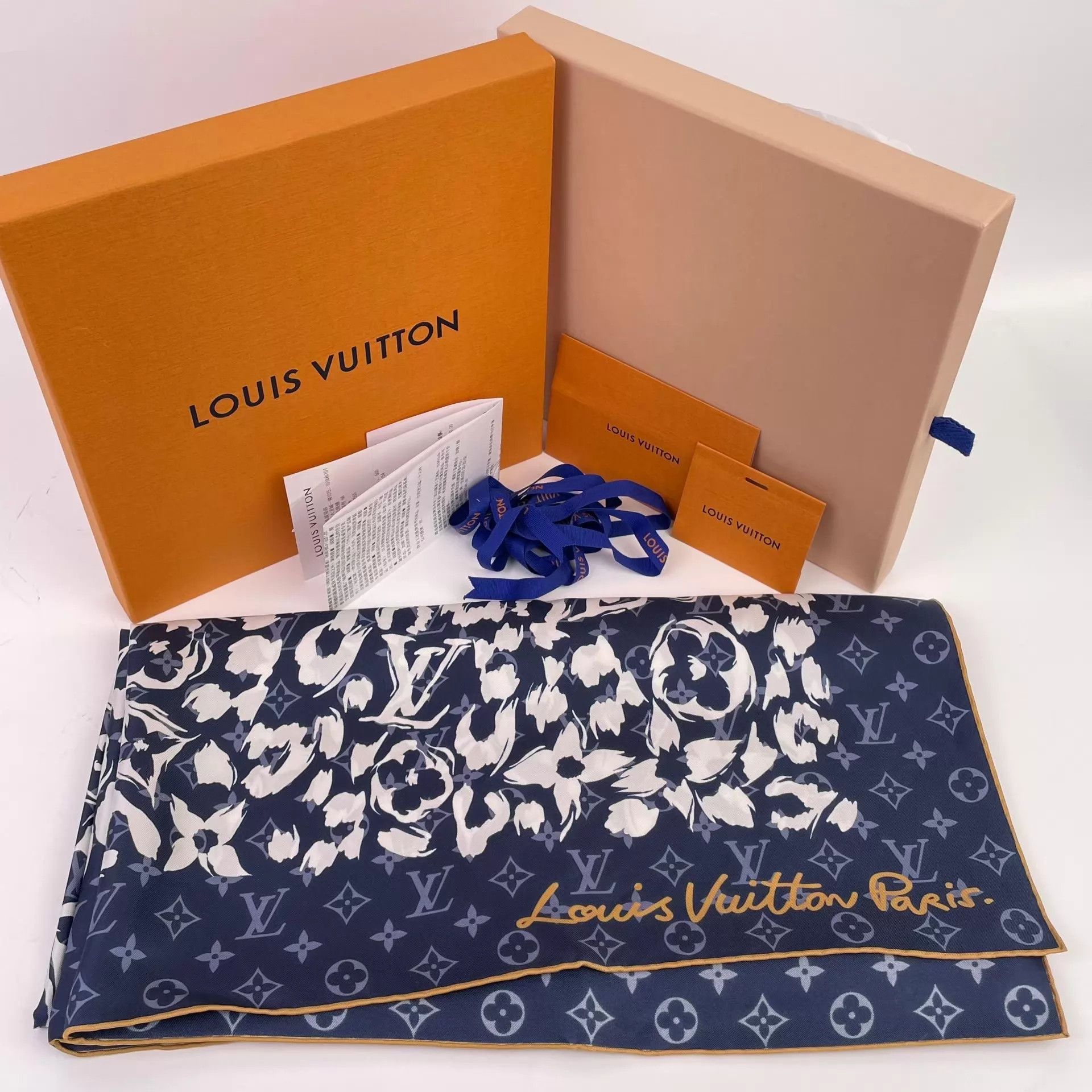 Louis Vuitton LV Monogram Blue 90x90 Scarf New Size ONE SIZE - 1 Thumbnail