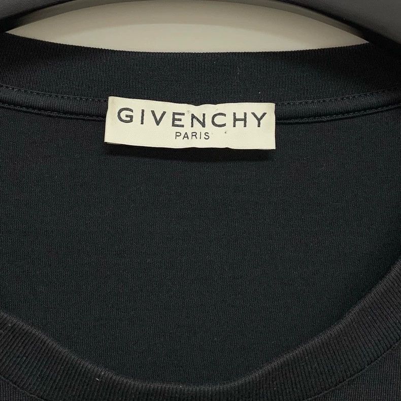 Givenchy Givenchy Black Short Sleeve T-Shirt with Unique Red Stamp Size US XL / EU 56 / 4 - 2 Thumbnail