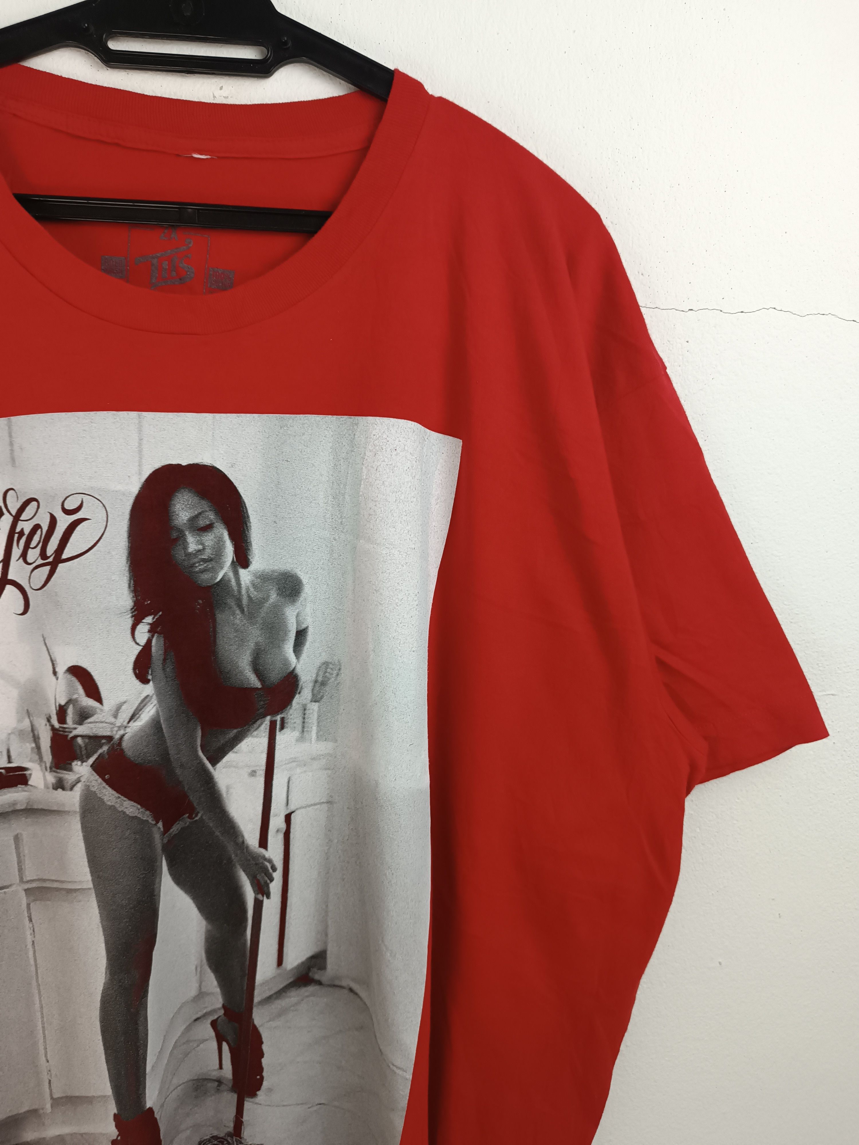 Vintage VINTAGE WIFEY SEXY MAID SHAWTY ADULTS PORN TEE VERY RARE Size US XXL / EU 58 / 5 - 7 Thumbnail