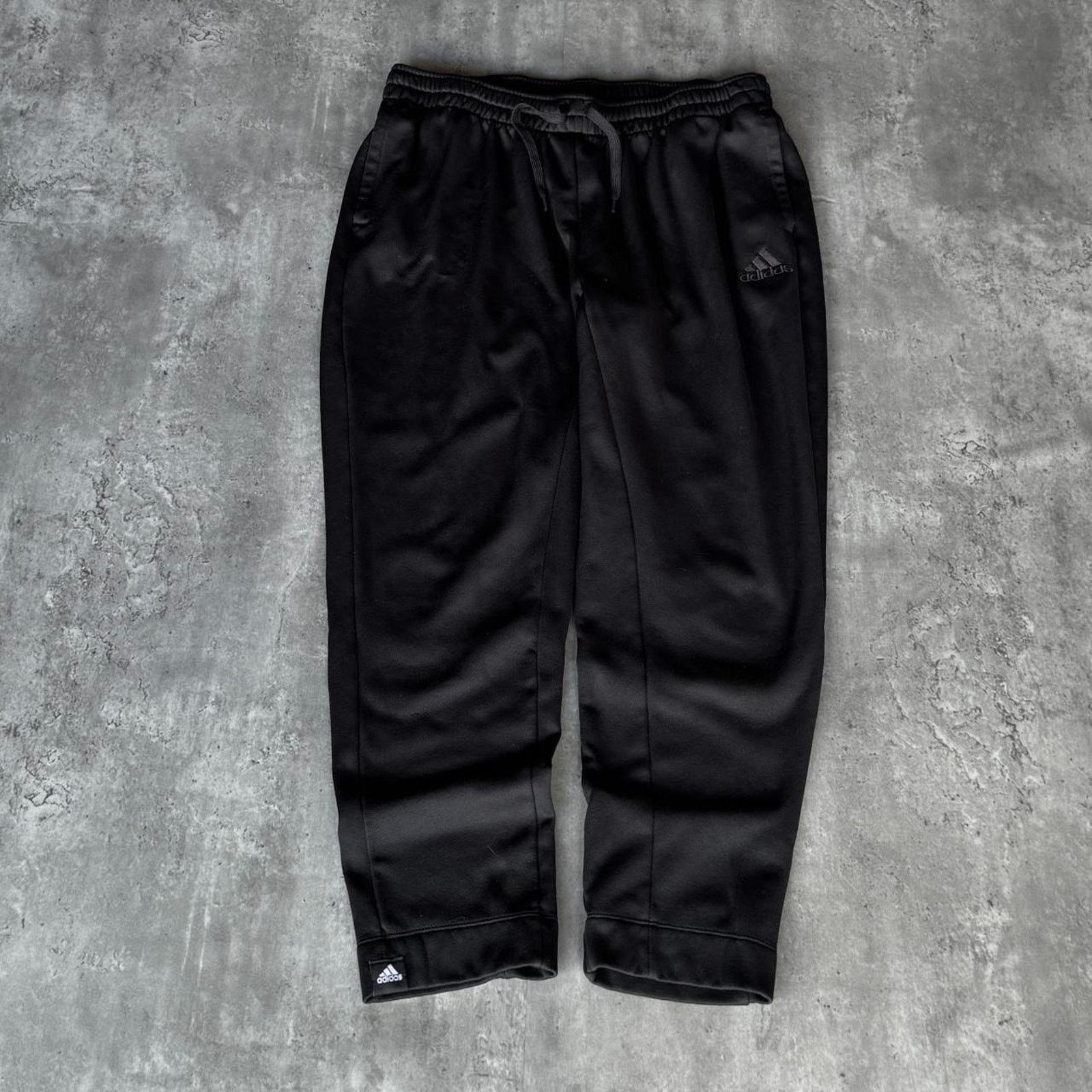 Adidas × Vintage Vintage Y2K Adidas Black Baggy Skater Essential Sweatpants Size US 34 / EU 50 - 1 Thumbnail
