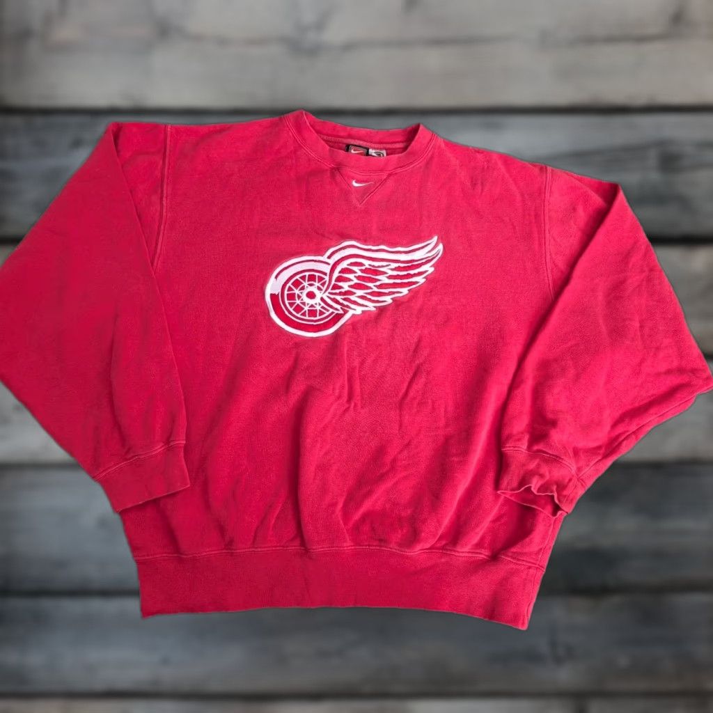 Nike VINTAGE Nike Team Detroit Red Wings Center Swoosh Crewneck Sweatshirt M Red Tigers? (Note: Original title provided) Size US M / EU 48-50 / 2 - 1 Thumbnail