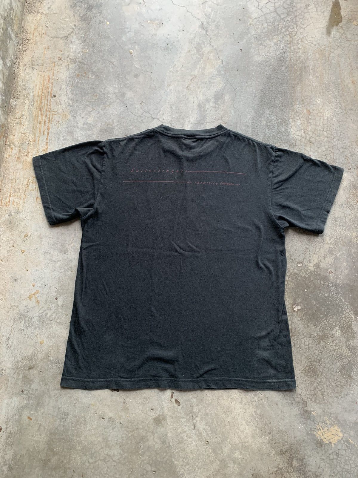Band Tees THRASHED FADED Butterfingers The Chemistry Between Us Tshirt Size US L / EU 52-54 / 3 - 4 Thumbnail