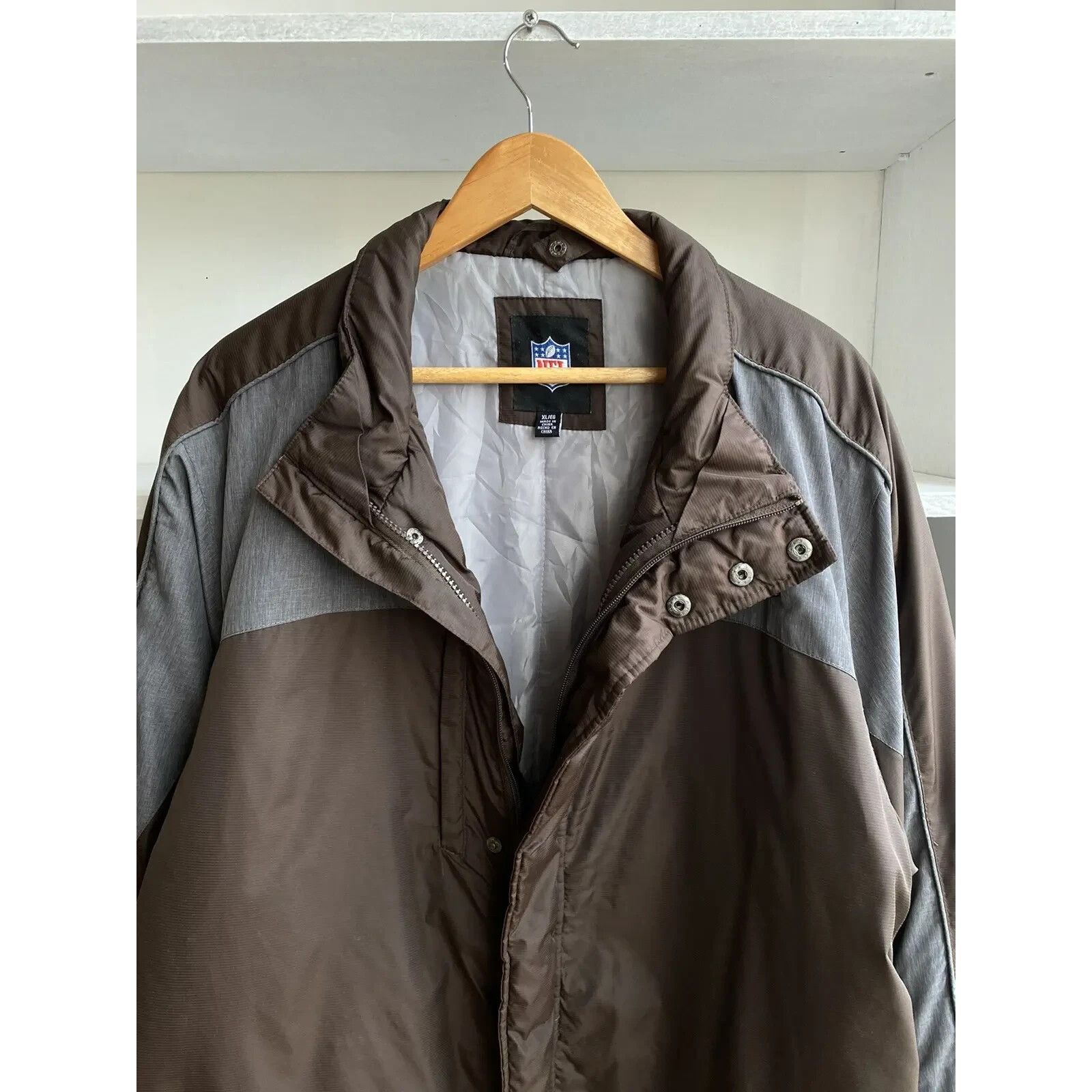 NFL Vintage Cleveland Browns NFL Parka Long Puffer Jacket Size US XL / EU 56 / 4 - 11 Thumbnail