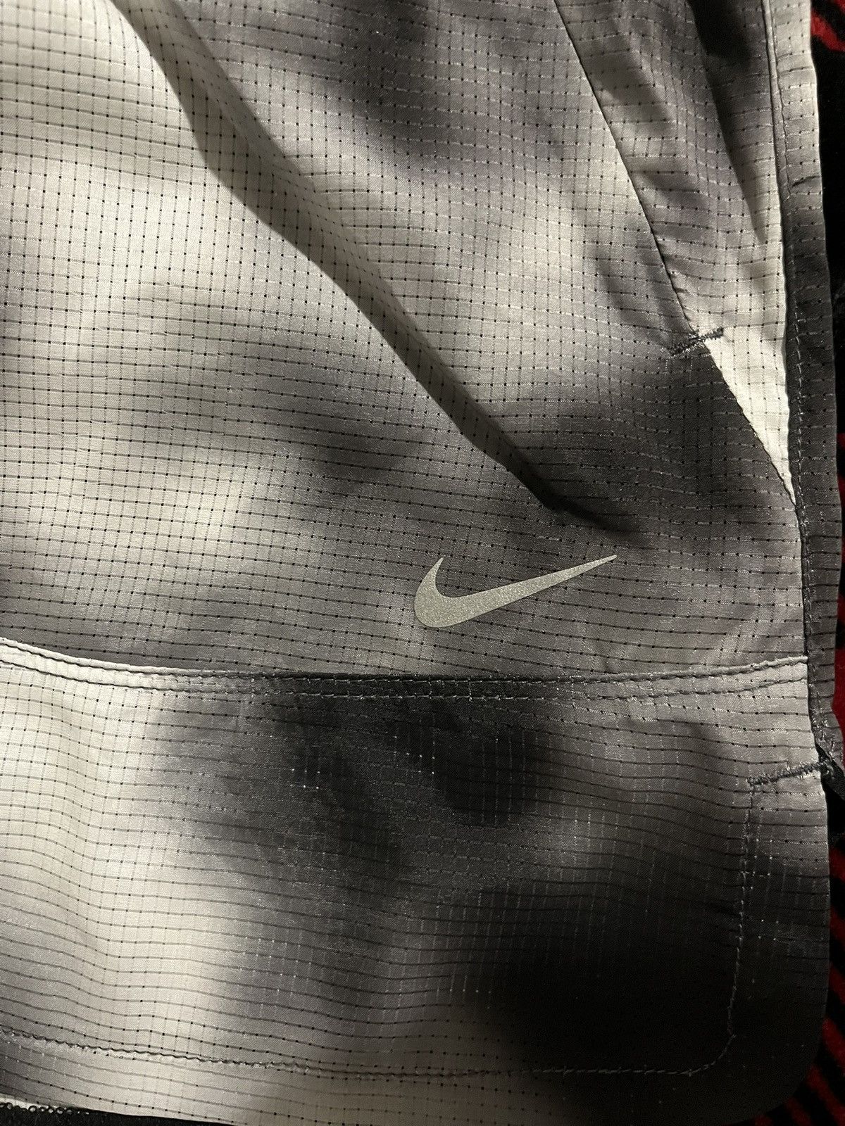 Nike Nike Running Division Breathe Men's Dri-FIT ADV 4” Size US 33 - 6 Thumbnail