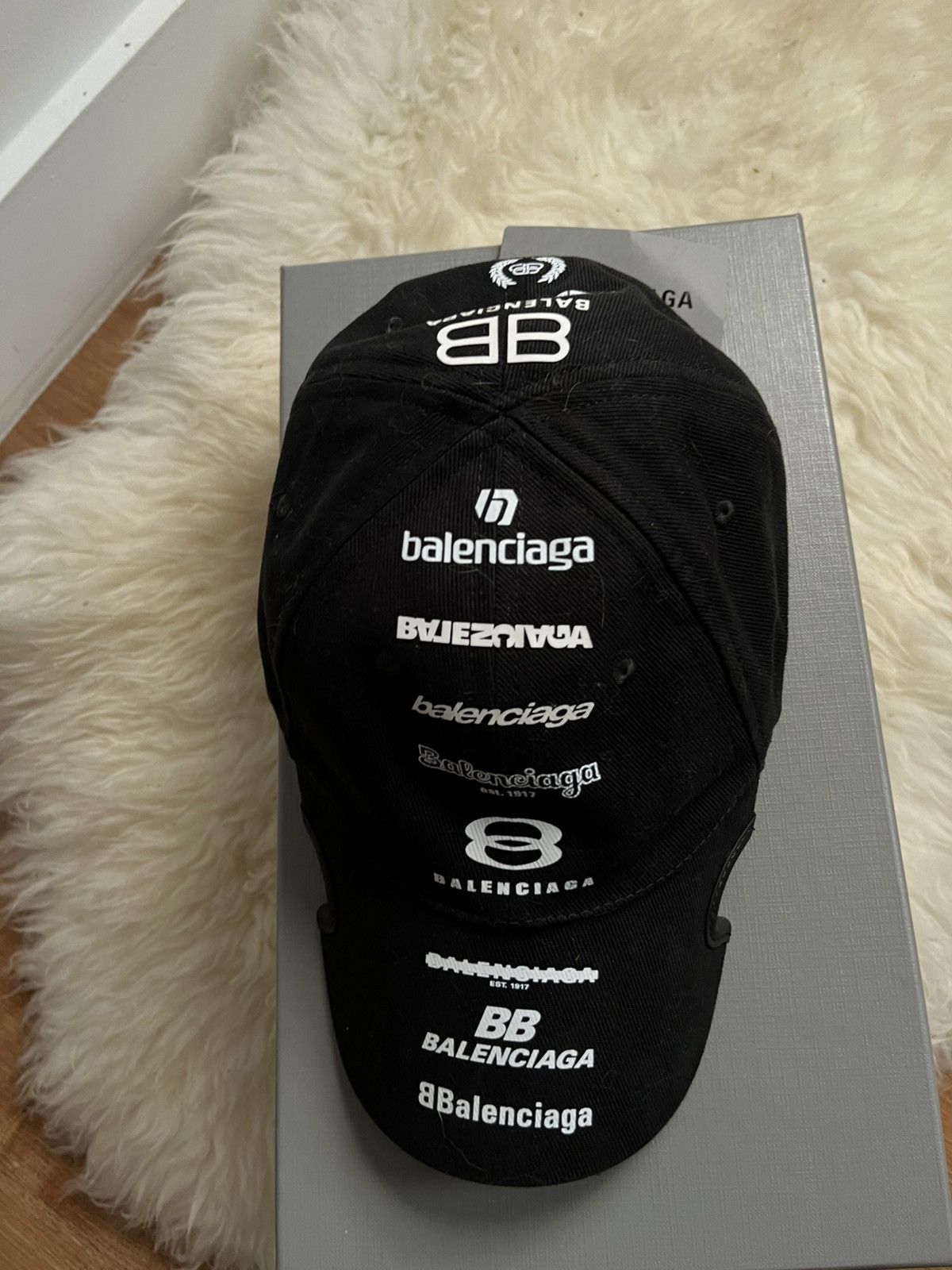 Balenciaga Balenciaga cap lunar new year Size ONE SIZE - 2 Thumbnail