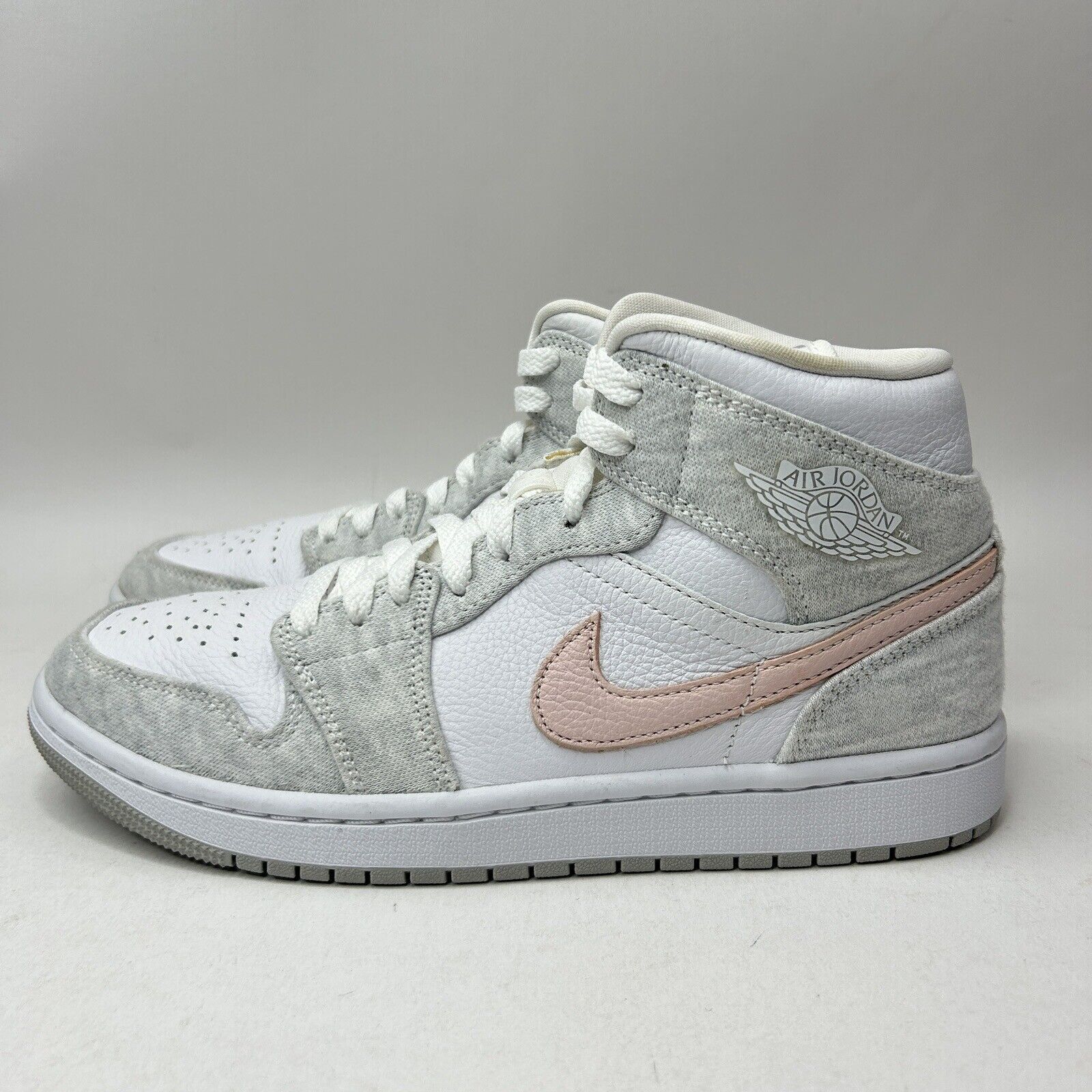 Jordan Brand Nike Air Jordan 1 Mid SE WMNS “Light Iron Ore Grey” 2023 Size US 9 / IT 39 - 6 Thumbnail