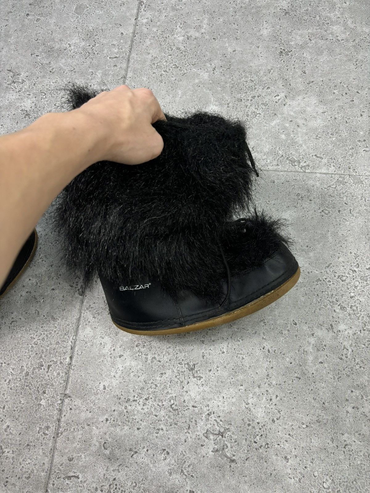 Japanese Brand × Vintage Crazy Japan Mohair Yeti Snow Moon Boots Winter Y2K 2000s Size US 7.5 / IT 37.5 - 7 Thumbnail