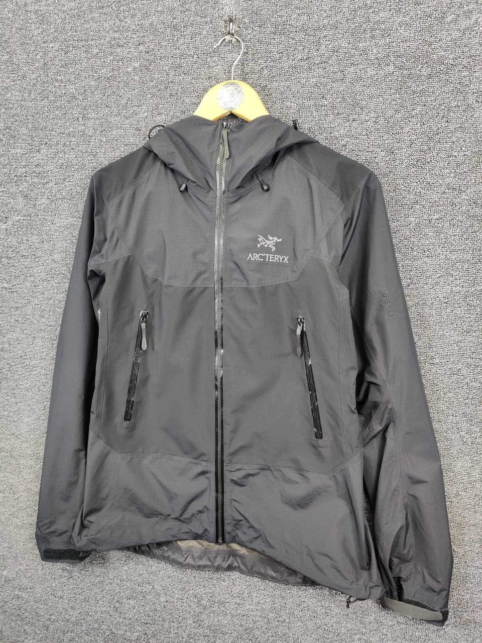 Arc'teryx × Vintage Arcteryx Goretex Outdoor Jacket Size S / US 4 / IT 40 - 2 Thumbnail