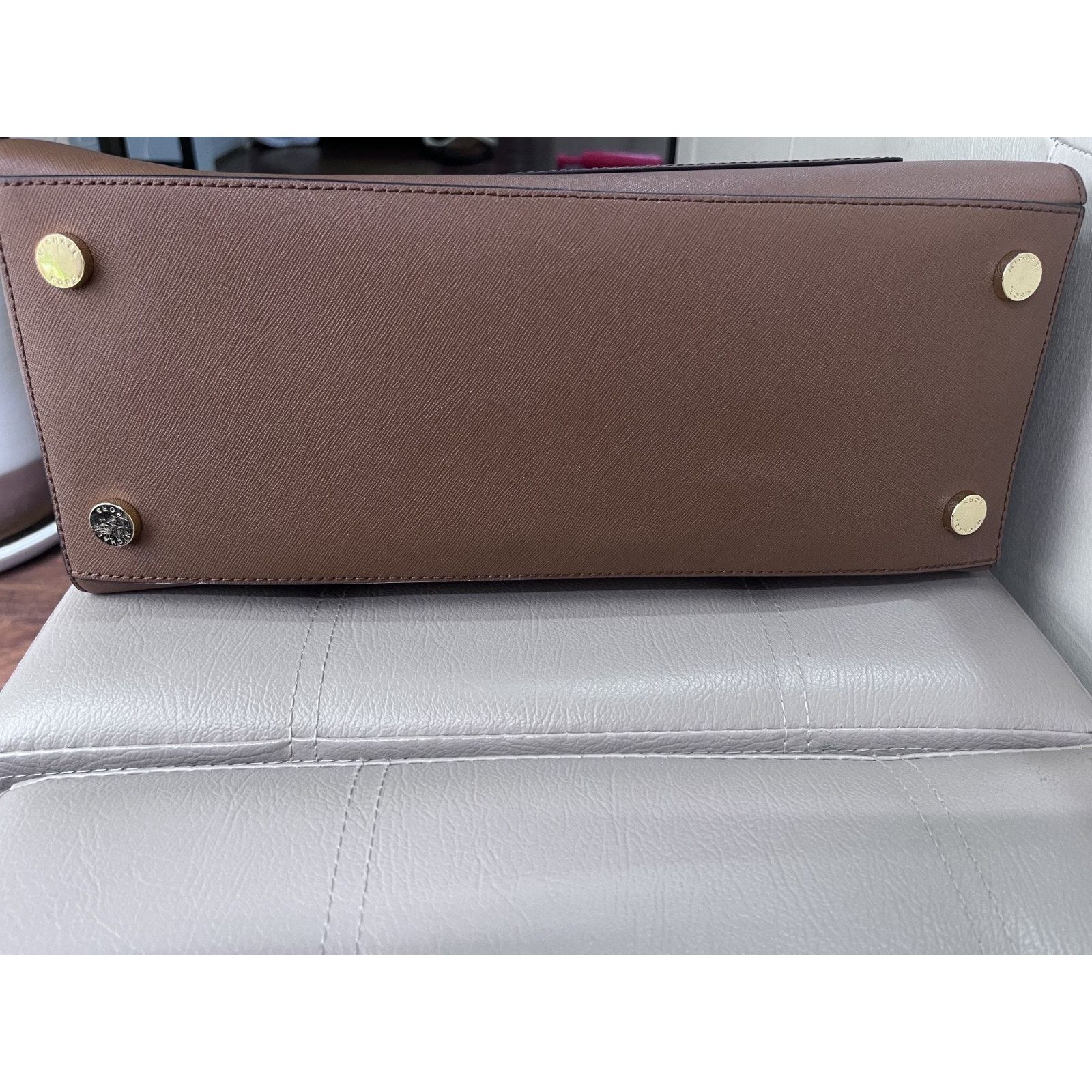 Michael Kors New Michael Kors Joey Large Saffiano Leather Pocket Tote Size ONE SIZE - 7 Thumbnail