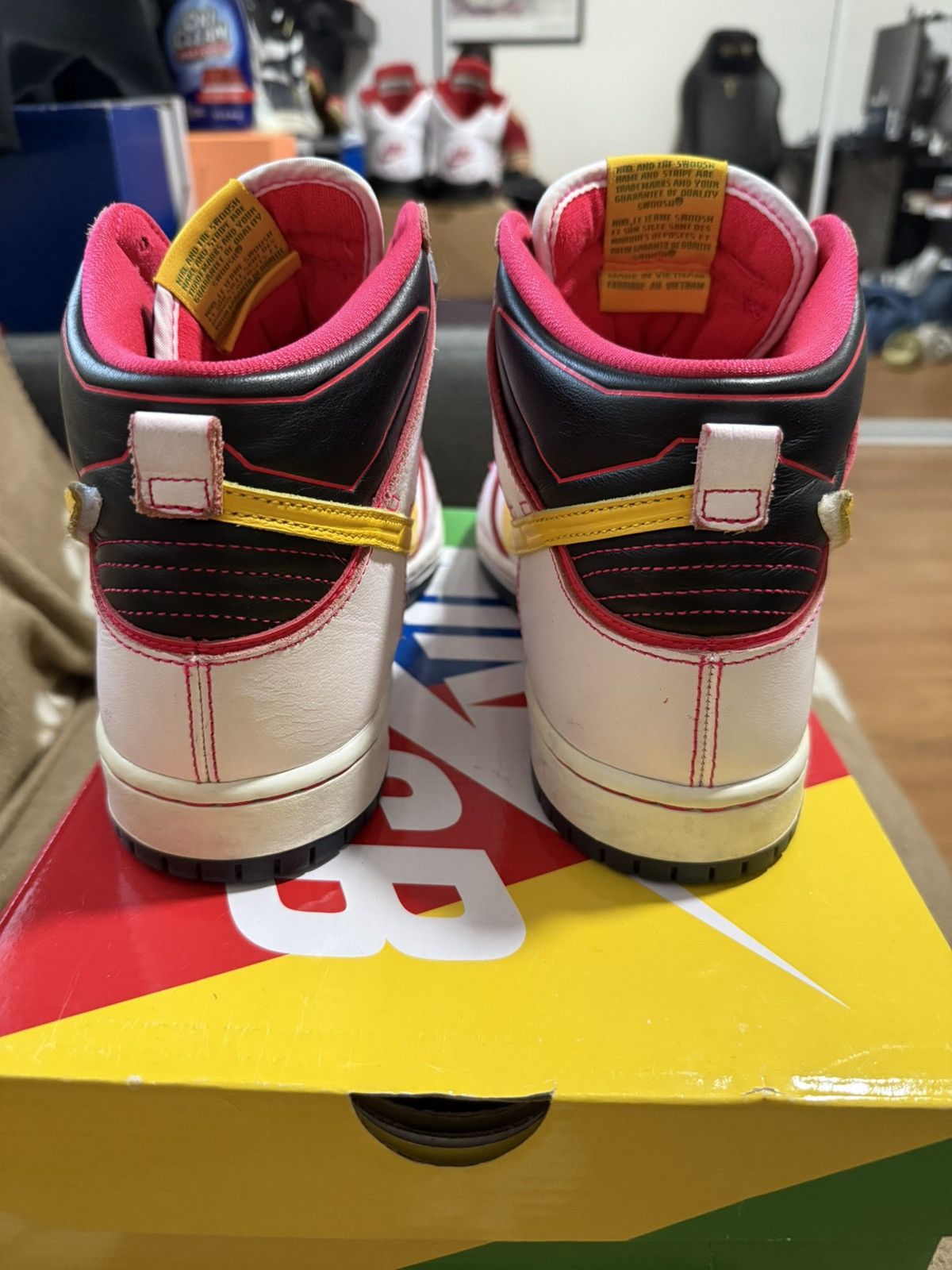 Nike Nike sb dunk high gundam unicorn Size US 10 / EU 43 - 5 Thumbnail
