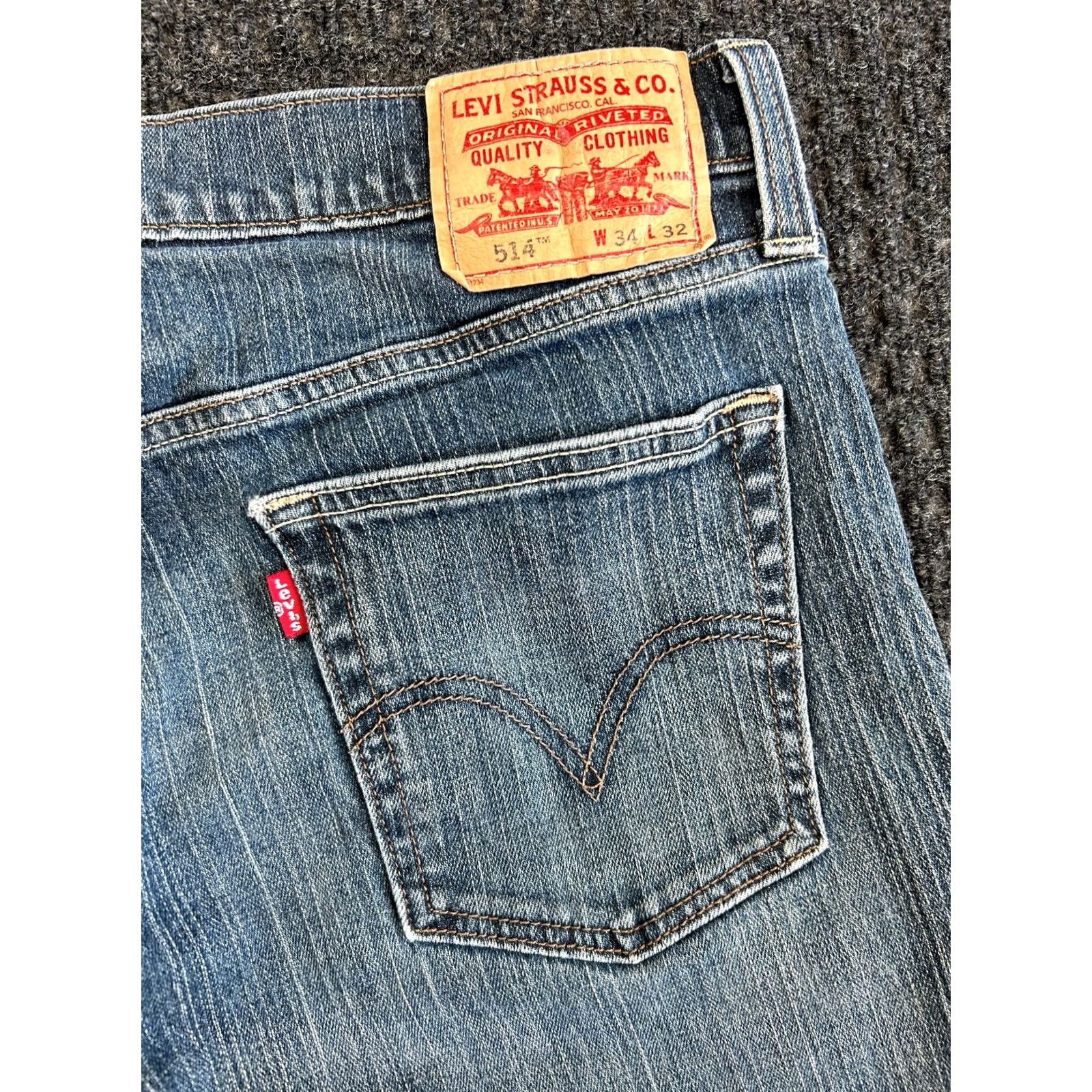 Levi's VINTAGE Levi’s 514 Jeans Slim Straight Mens 34 x 32 Blue Distressed Whiskering Jeans Brown? Size US 34 / EU 50 - 4 Thumbnail
