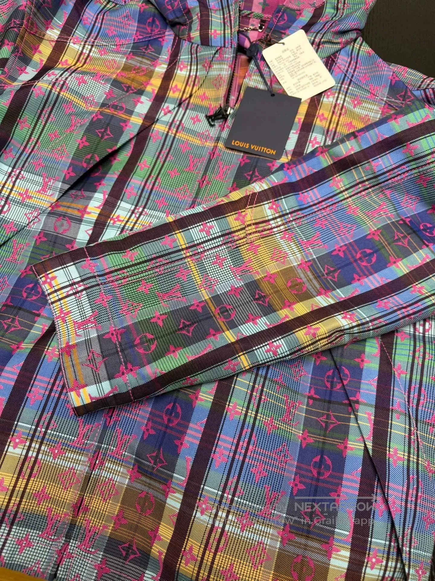 Louis Vuitton Louis Vuitton Monogram Neon Jacket New. Size US M / EU 48-50 / 2 - 5 Thumbnail