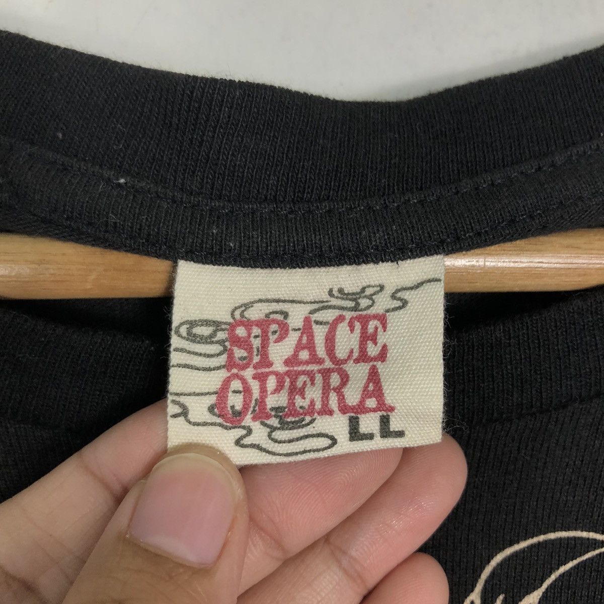 Japanese Brand 🔥Vtg Sukajan T-Shirt Space Opera Japan Big Logo Design Size US L / EU 52-54 / 3 - 11 Thumbnail