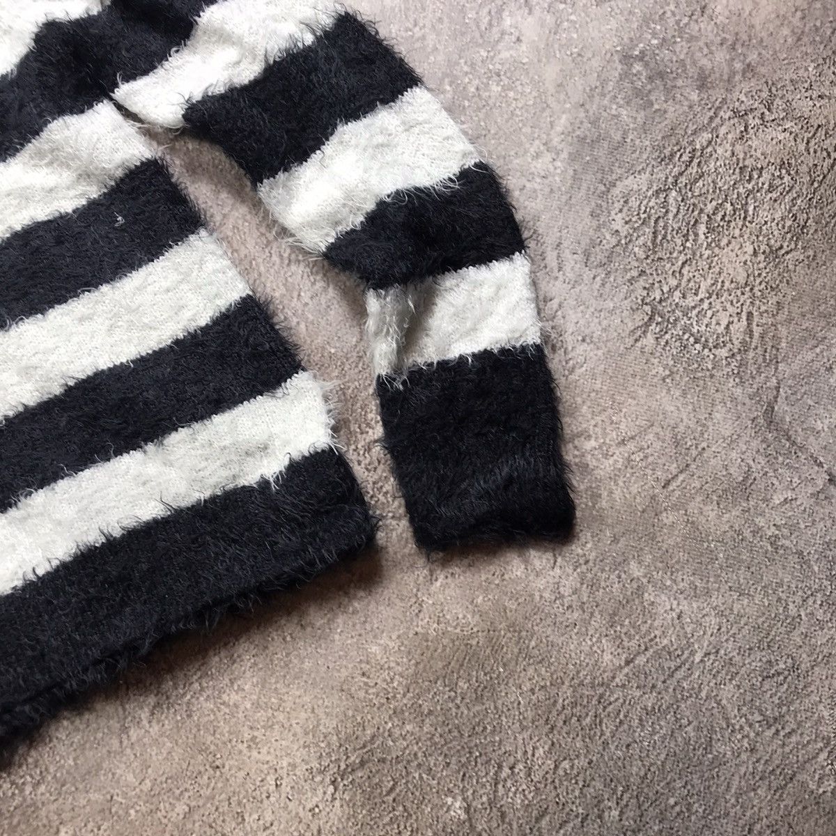 Japanese Brand Vintage Y2K ABSTRACT MOHAIR SWEATER Knitted Oversized 90s Size M / US 6-8 / IT 42-44 - 5 Thumbnail