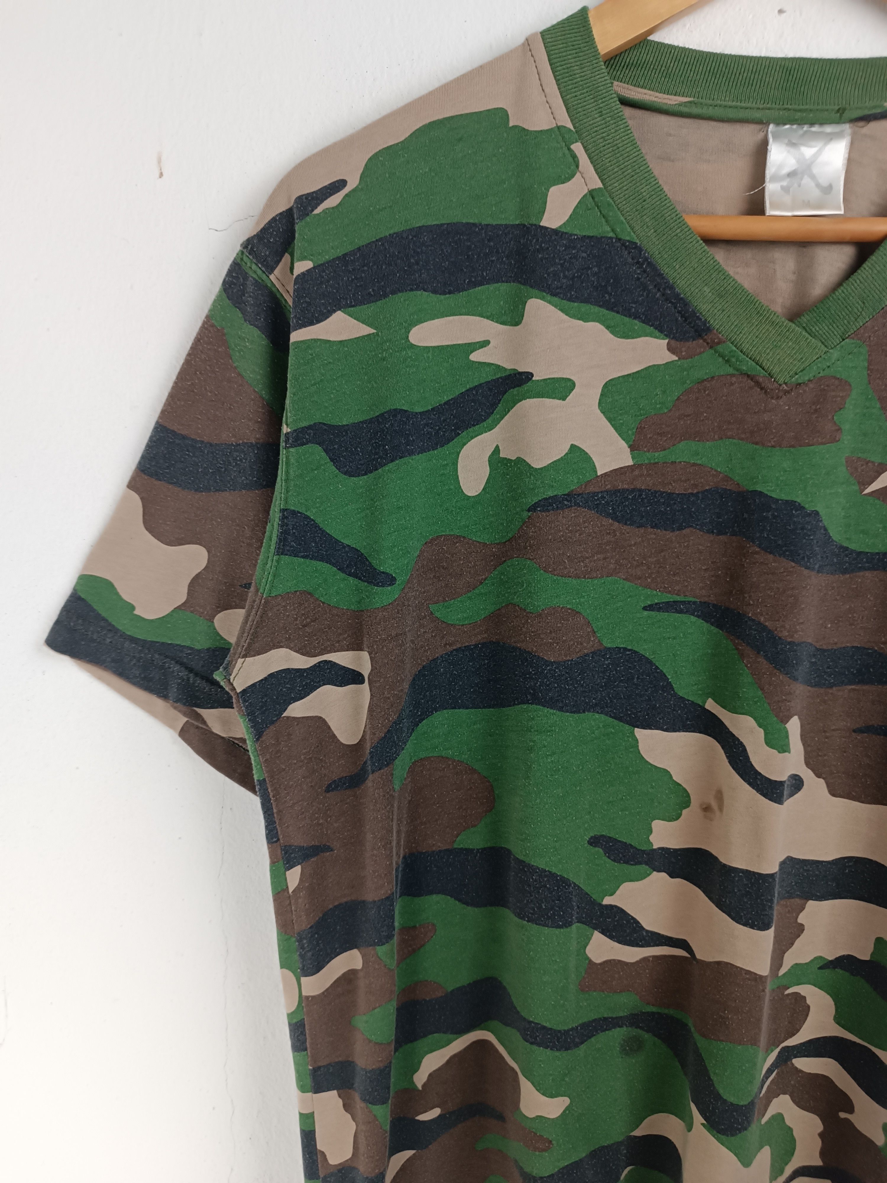 Other VINTAGE ARMY CAMOUFLAGE ASIA TROPICAL CAMO RARE TEE Size US M / EU 48-50 / 2 - 5 Thumbnail