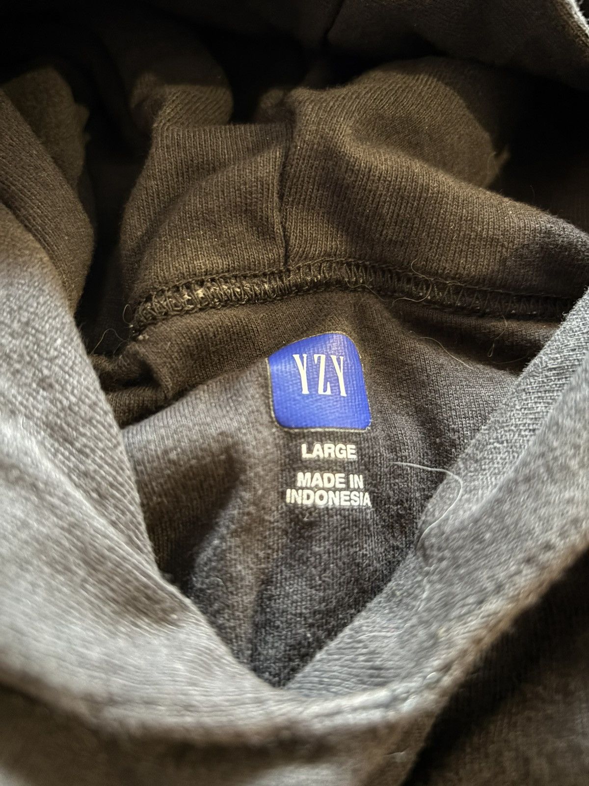 Balenciaga × Gap × Yeezy Yeezy Gap x Balenciaga Padded Hoodie Size US L / EU 52-54 / 3 - 3 Thumbnail