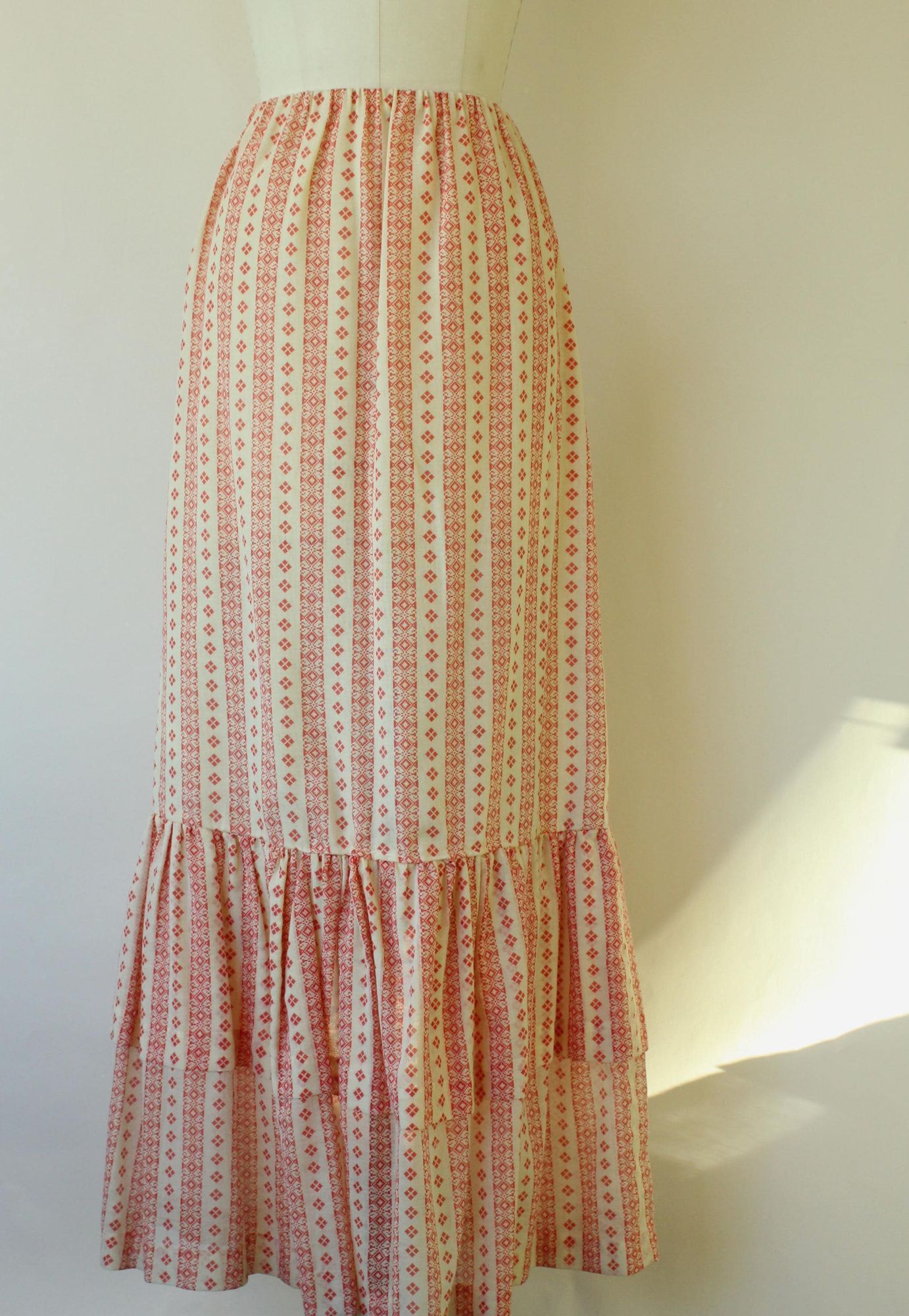 Neiman Marcus Vintage 1960s 1970s Skirt and Blouse, Neiman-Marcus Orange a Size L / US 10 / IT 46 - 2 Thumbnail