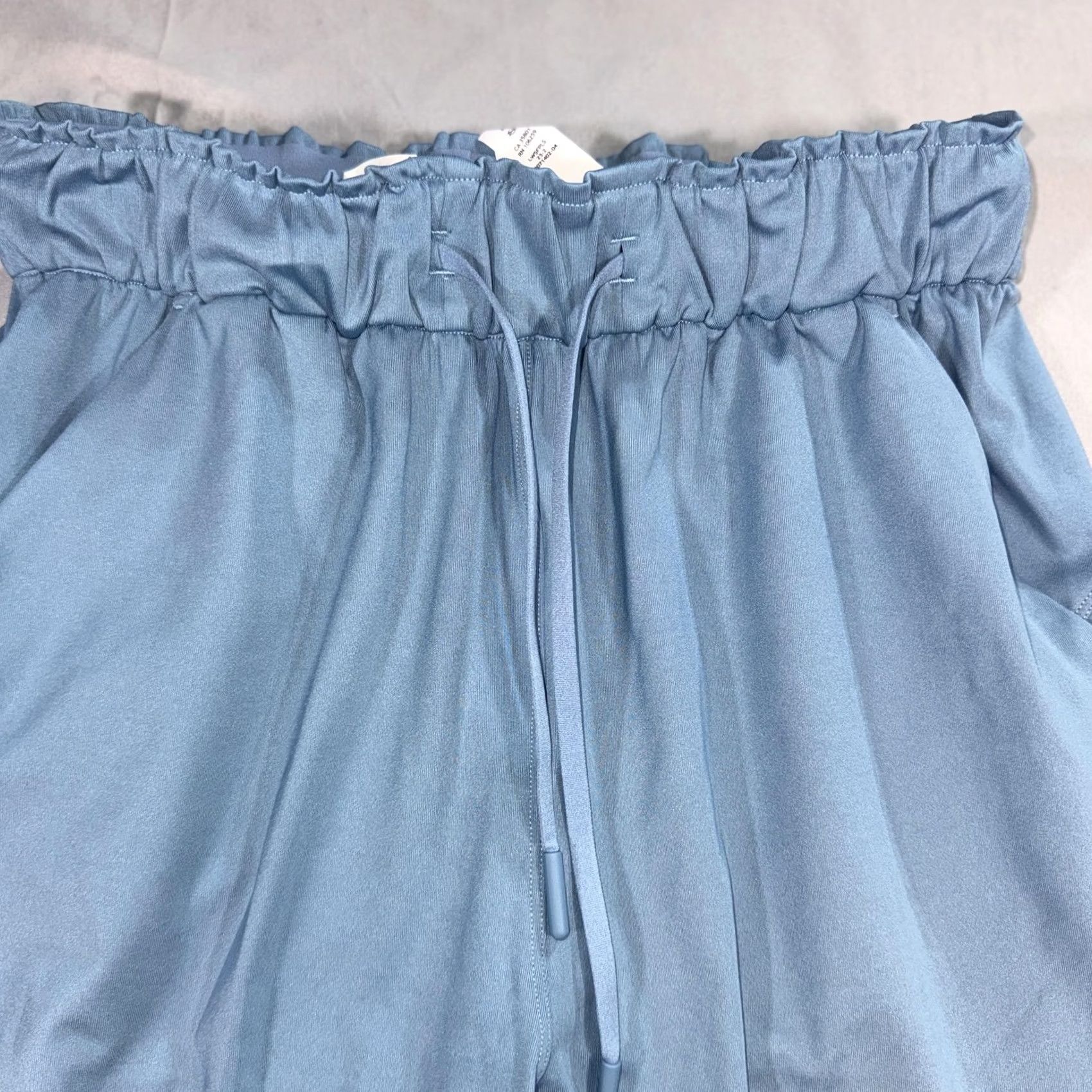 Lululemon Lululemon Pants Womens 4 Blue High Rise Paperbag Waist Drawstring Cuffed Joggers Size 27" / US 4 / IT 40 - 5 Thumbnail