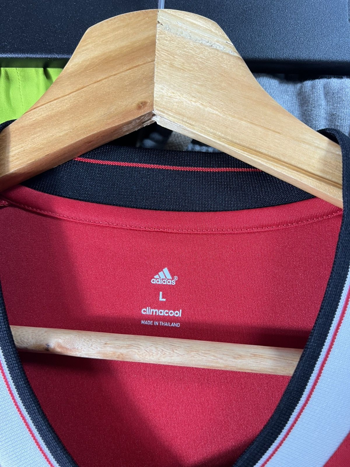 Adidas Adidas Manchester United Home Jersey L – Chevrolet Sponsor Size US L / EU 52-54 / 3 - 8 Thumbnail