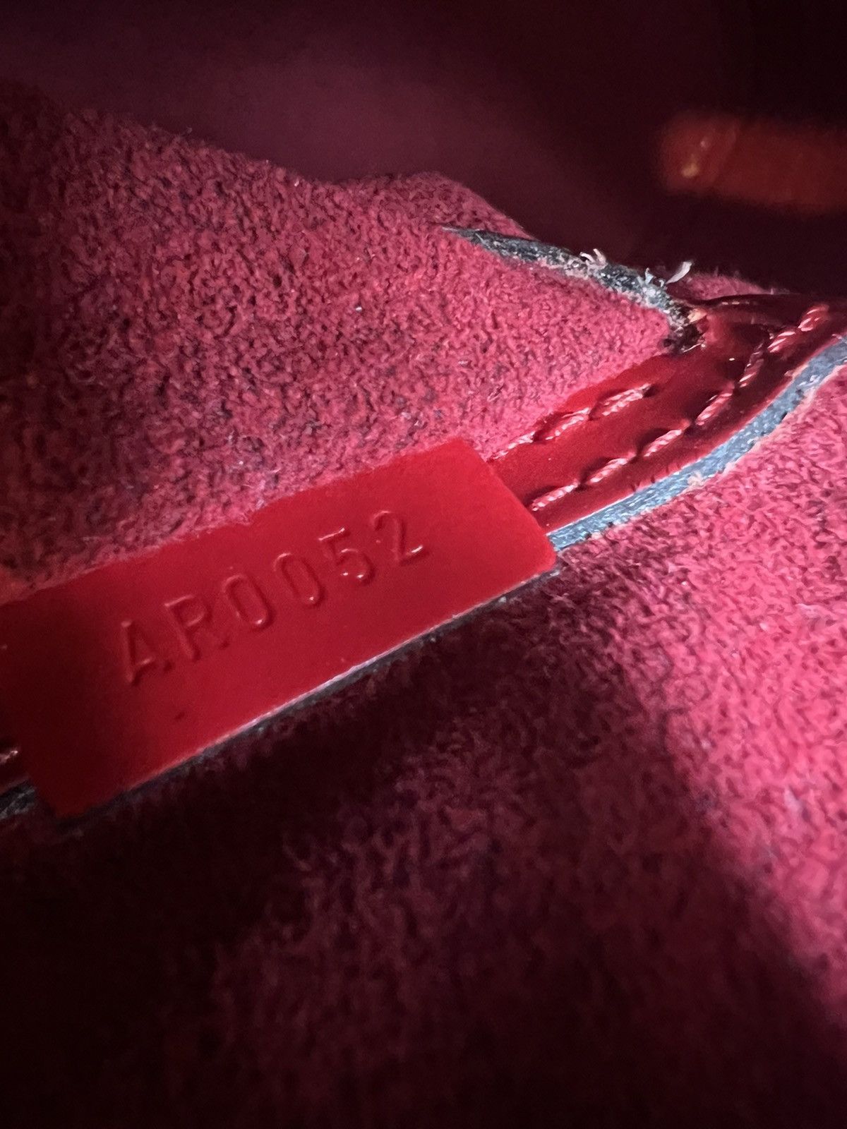 Louis Vuitton Louis Vuitton Red Epi Alma Size ONE SIZE - 16 Thumbnail