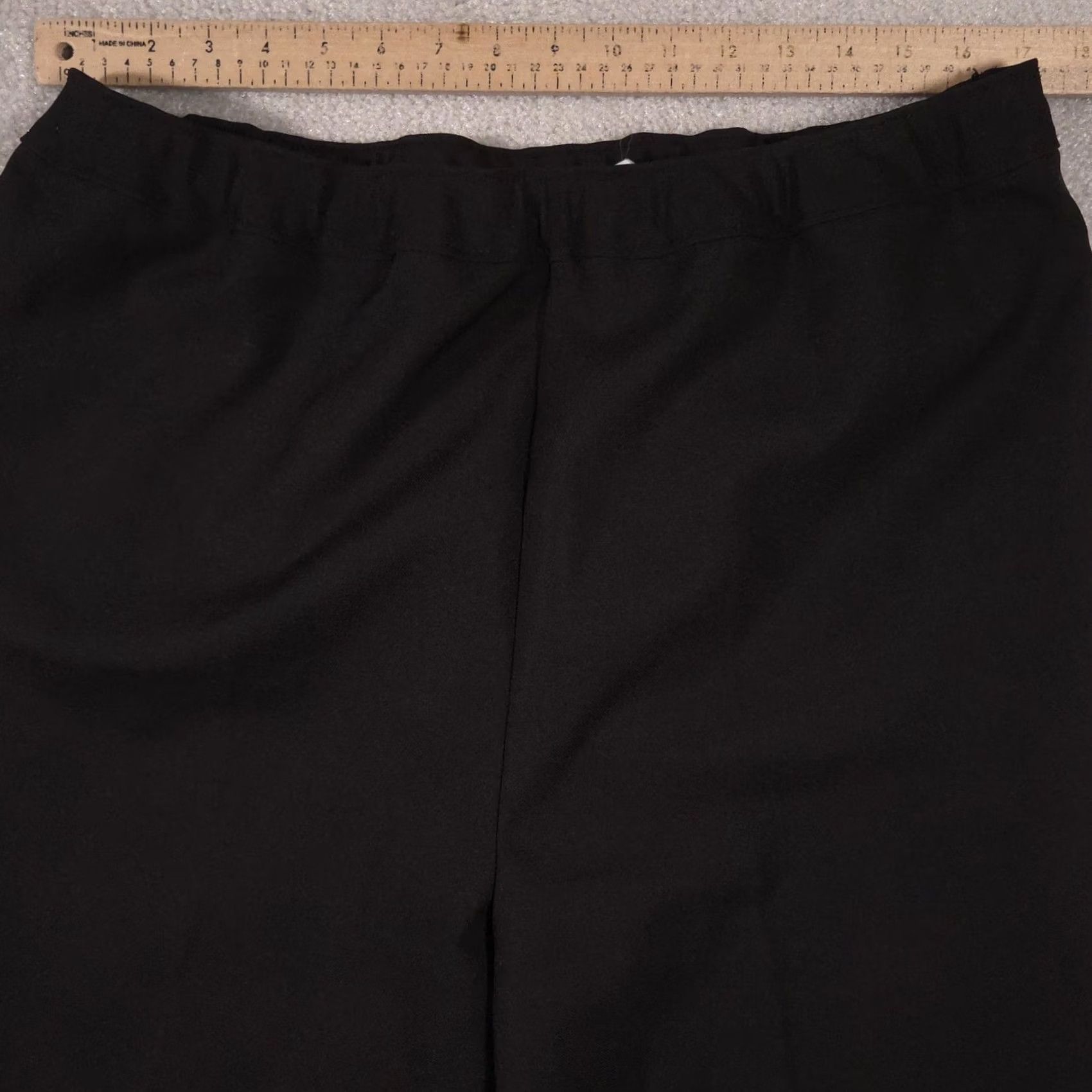 Levi's Levis Bend Over Dress Pants 20 Black Crepe Pull On Relaxed Work Career Womens Size 42" / US 20 - 5 Thumbnail
