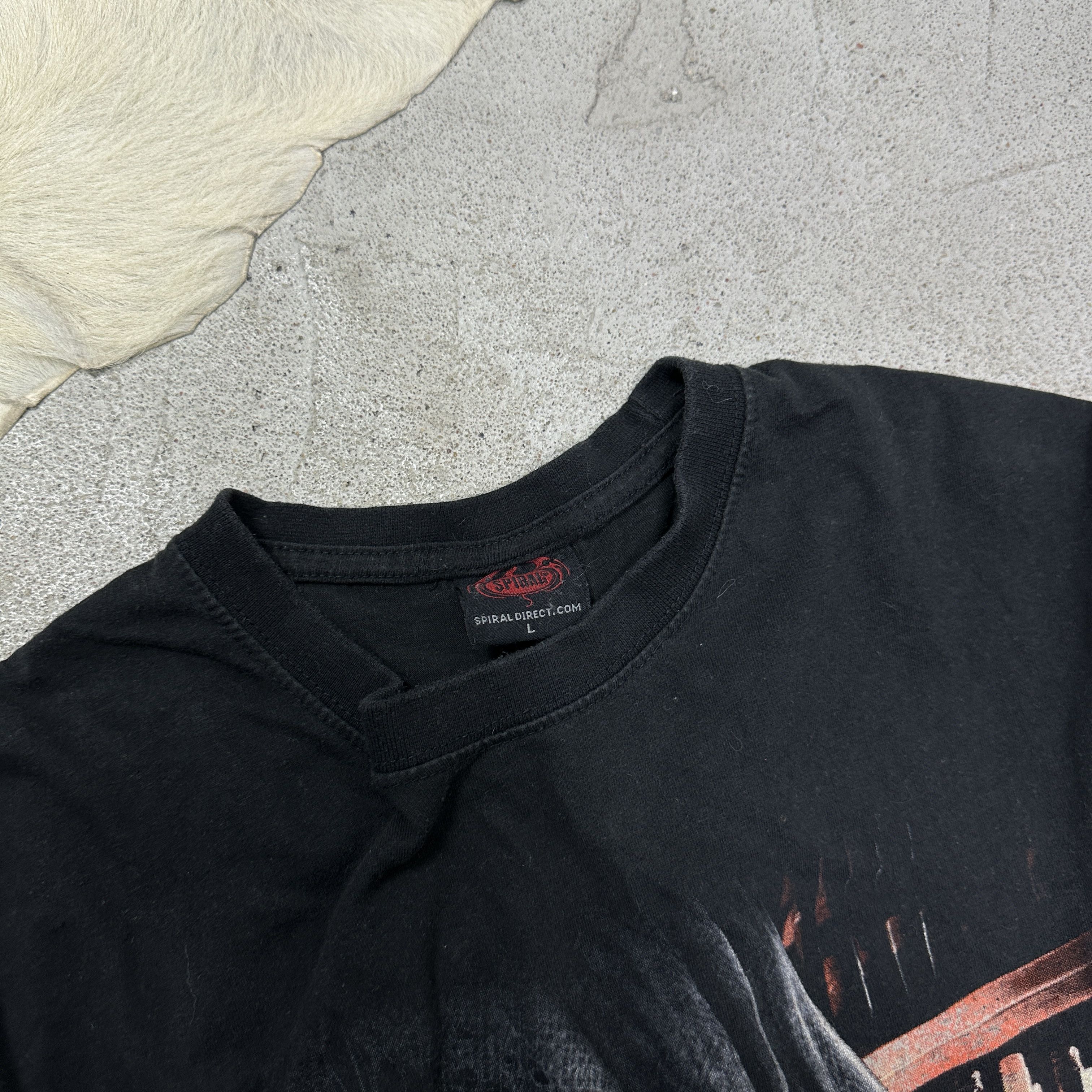 Vintage Vintage Avant Garde Opium Grunde Beer Skull T-shirt 00s Size US L / EU 52-54 / 3 - 3 Thumbnail