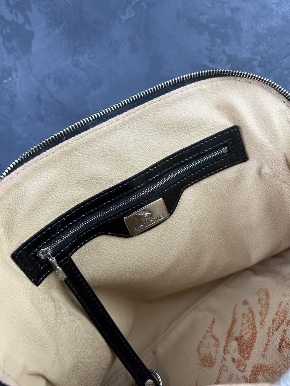 Designer × Maison Mollerus Maison Mollerus Black Patent Leather Shoulder Bag Size ONE SIZE - 11 Thumbnail