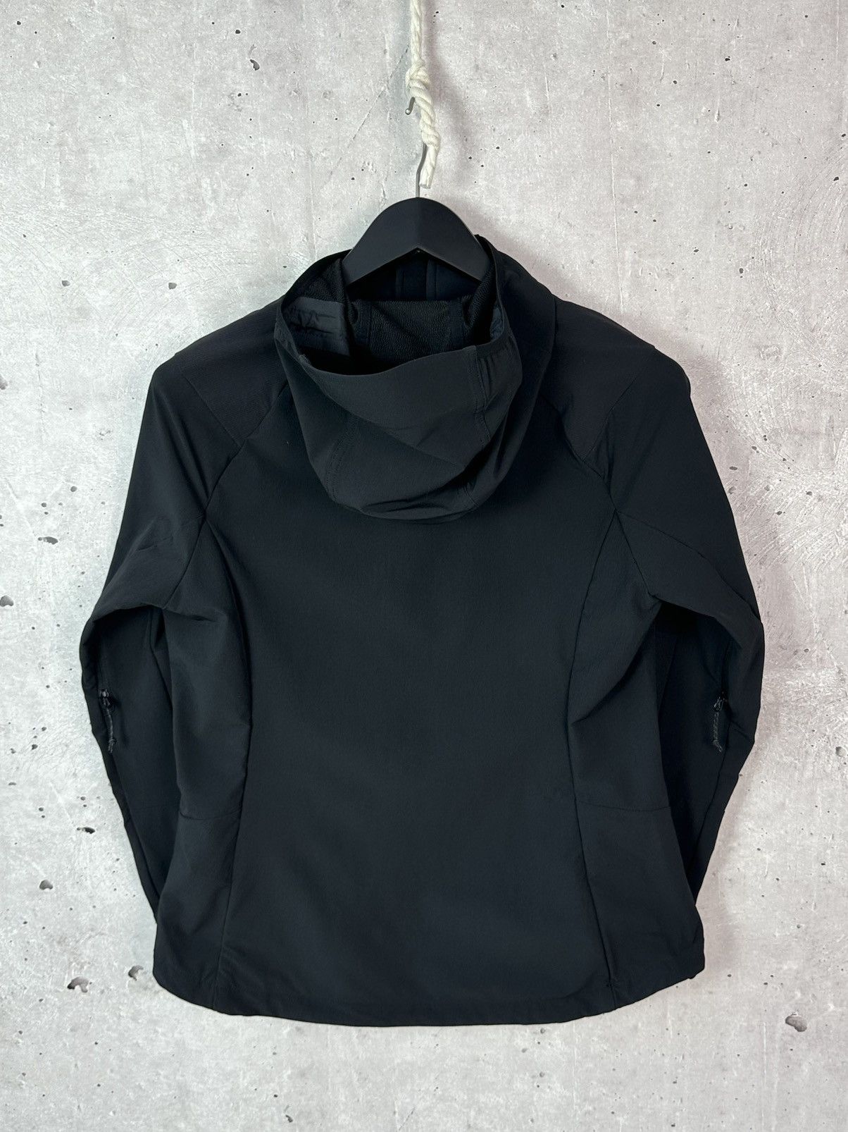Jack Wolfskin Jack Wolfskin Black Women’s Long Sleeve Soft Shell Jacket Size S / US 4 / IT 40 - 7 Thumbnail