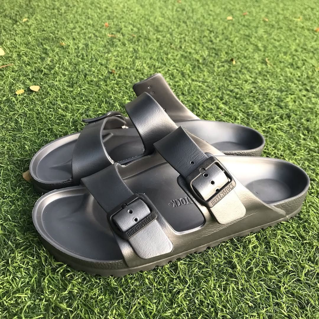 Birkenstock × Hypebeast Birkenstock ARIZONA grey mettalic Eva Rubber Size 42 eur Size US 8 / EU 41 - 3 Thumbnail