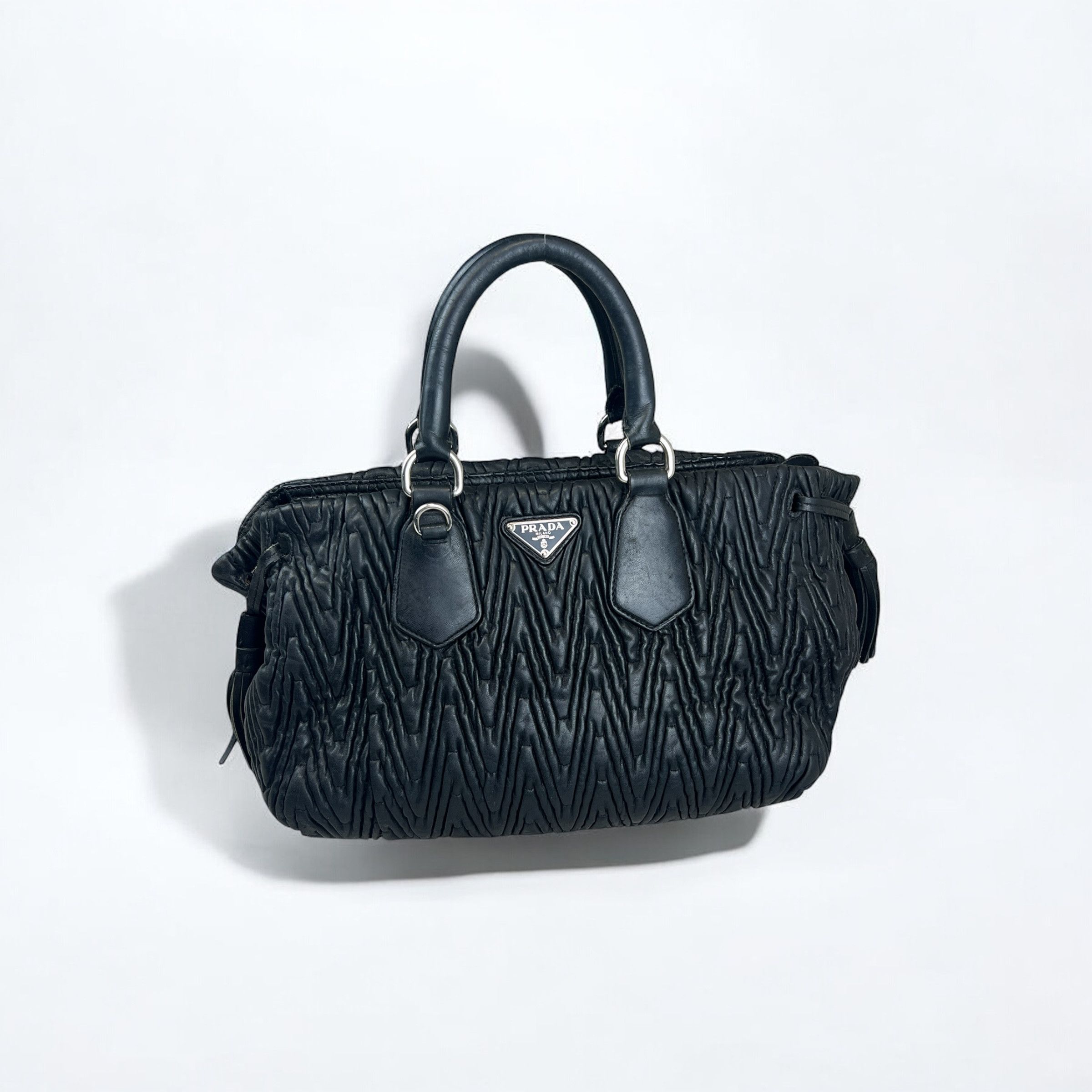 Prada Handbag Prada black leather Size ONE SIZE - 1 Thumbnail