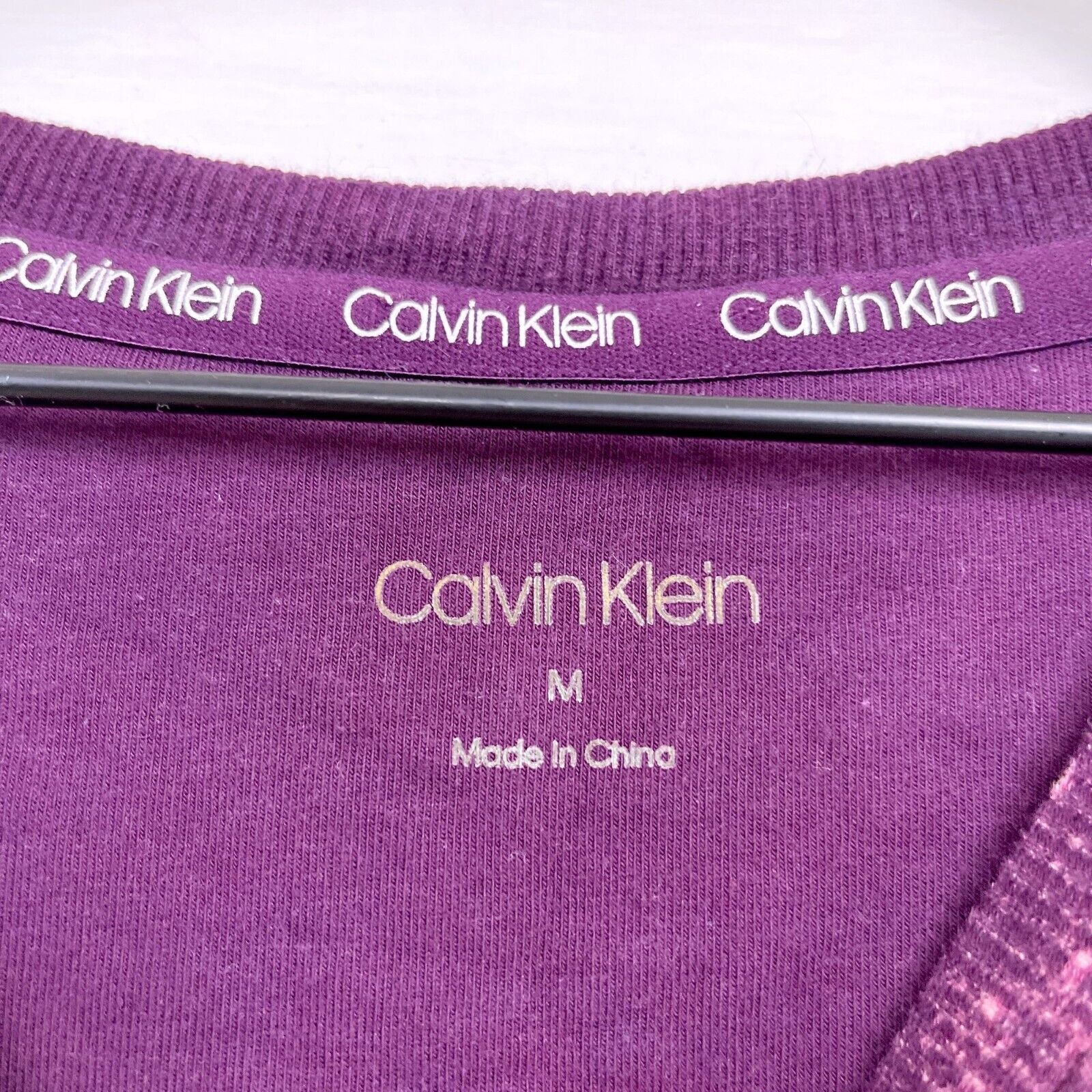 Calvin Klein Calvin Klein Spatter Sweatshirt Purple Gold Foil Womens M Size M / US 6-8 / IT 42-44 - 6 Thumbnail
