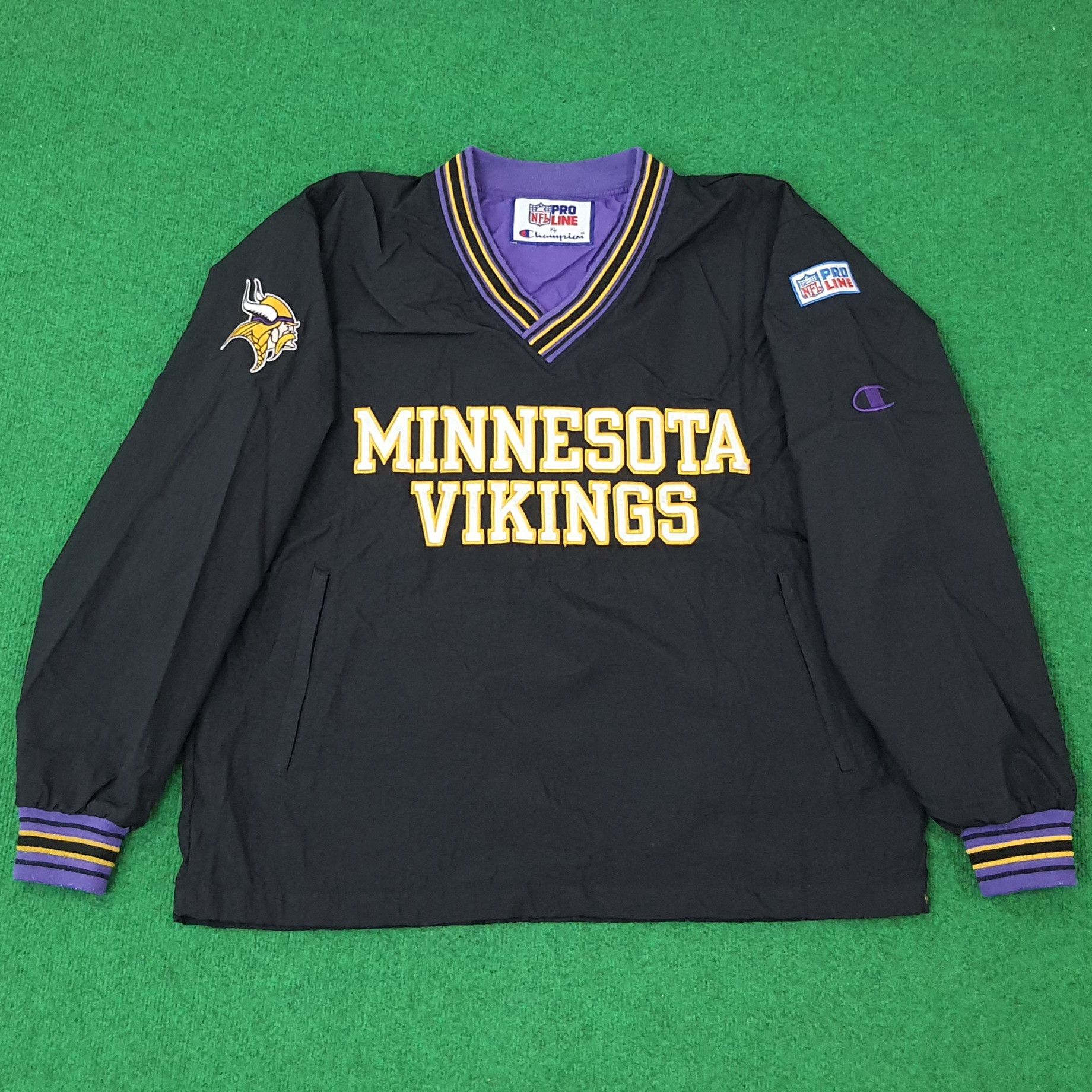 NFL Vintage NFL by Champion Minnesota Vikings Sweatshirt C254N14 Size US XL / EU 56 / 4 - 1 Thumbnail