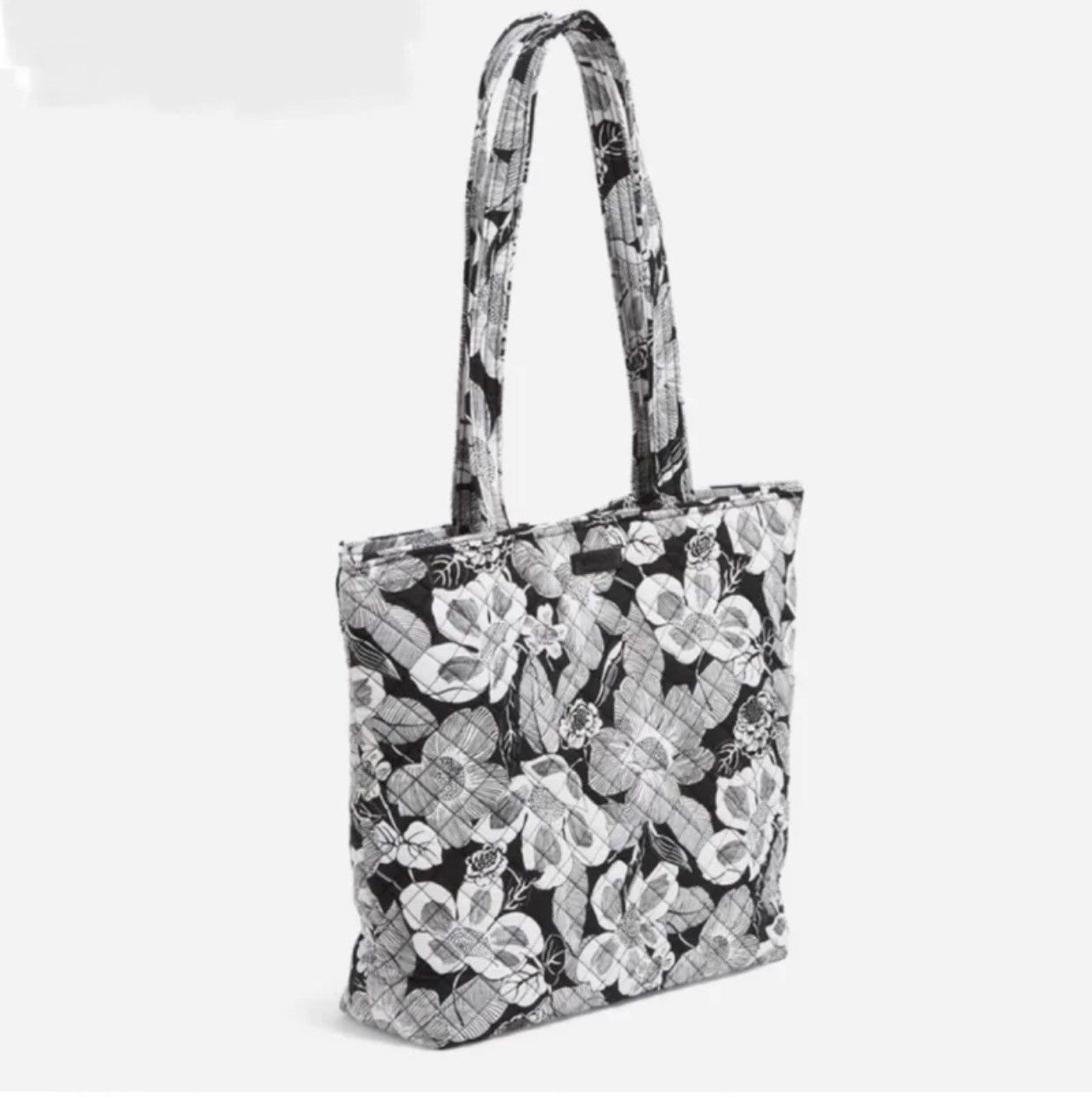 Vera Bradley NWT Vera Bradley Bedford Blooms Floral Large Tote Bag. Size ONE SIZE - 2 Thumbnail