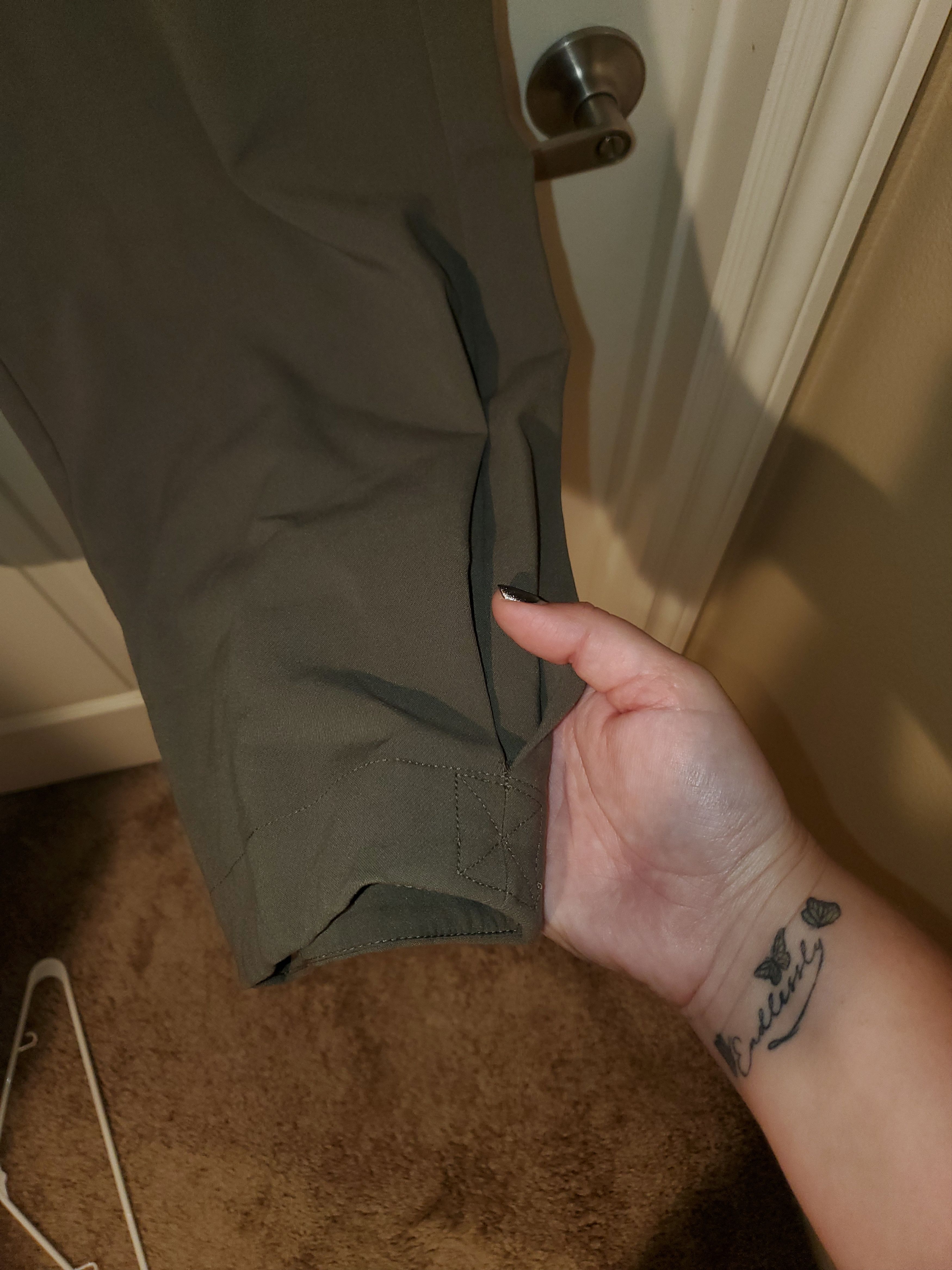 Express Olive Green High Waisted Cargo Jogger/Dress Pant (size 14R) Size 36" / US 14 / IT 50 - 6 Thumbnail