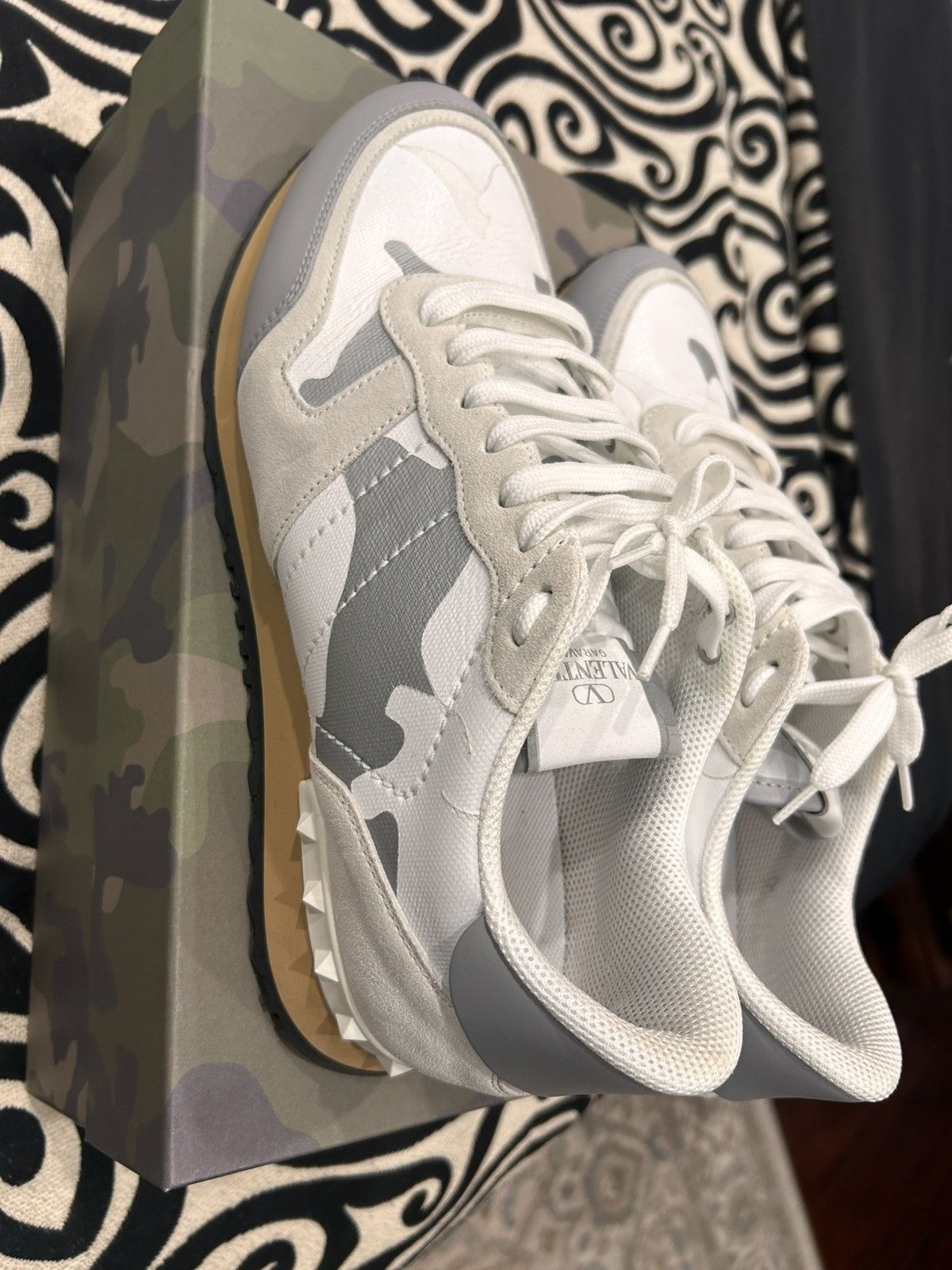 Valentino Valentino Garavani sneakers Size US 10.5 / EU 43-44 - 3 Thumbnail