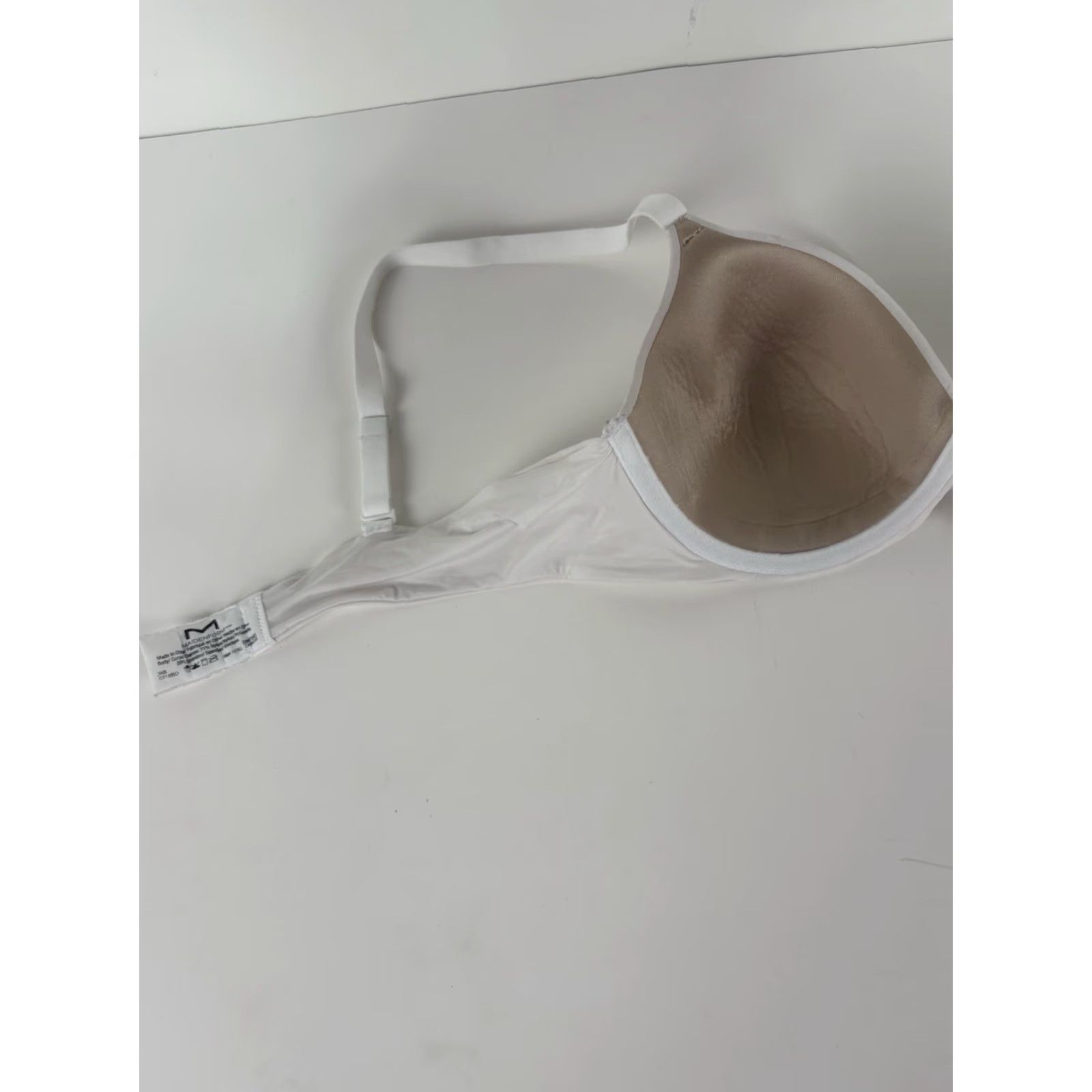 Vintage Maidenform Lightly Lined Bra Women 36B White T-Shirt Style Back Closure Adjustable Straps Lightweight Underwire US 36 Band Womens Size ONE SIZE - 4 Thumbnail