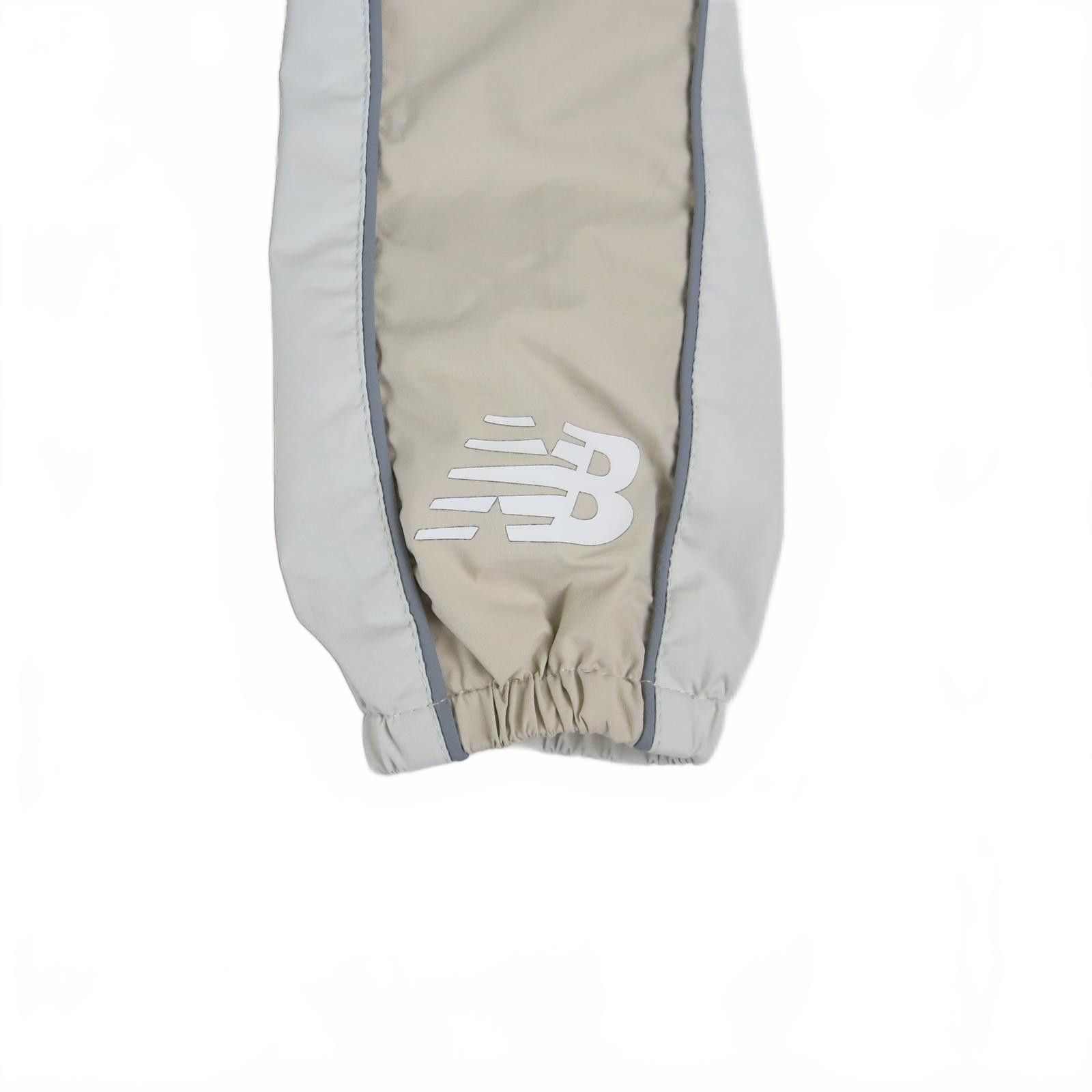 New Balance Mens Medium New Balance White Hooded Windbreaker Jacket Size US M / EU 48-50 / 2 - 8 Thumbnail