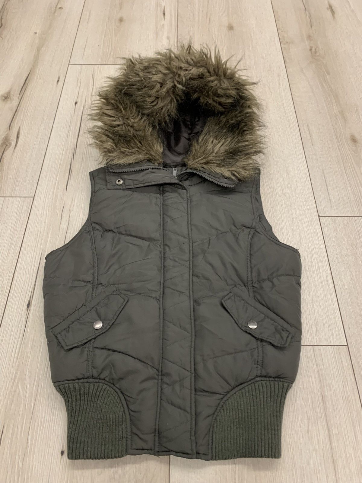 If Six Was Nine × Le Grande Bleu (L.G.B.) × Vintage VINTAGE VEST WITH FAUX FUR FAIRYCORE JAPANESE LGB STYLE Size S / US 4 / IT 40 - 2 Thumbnail