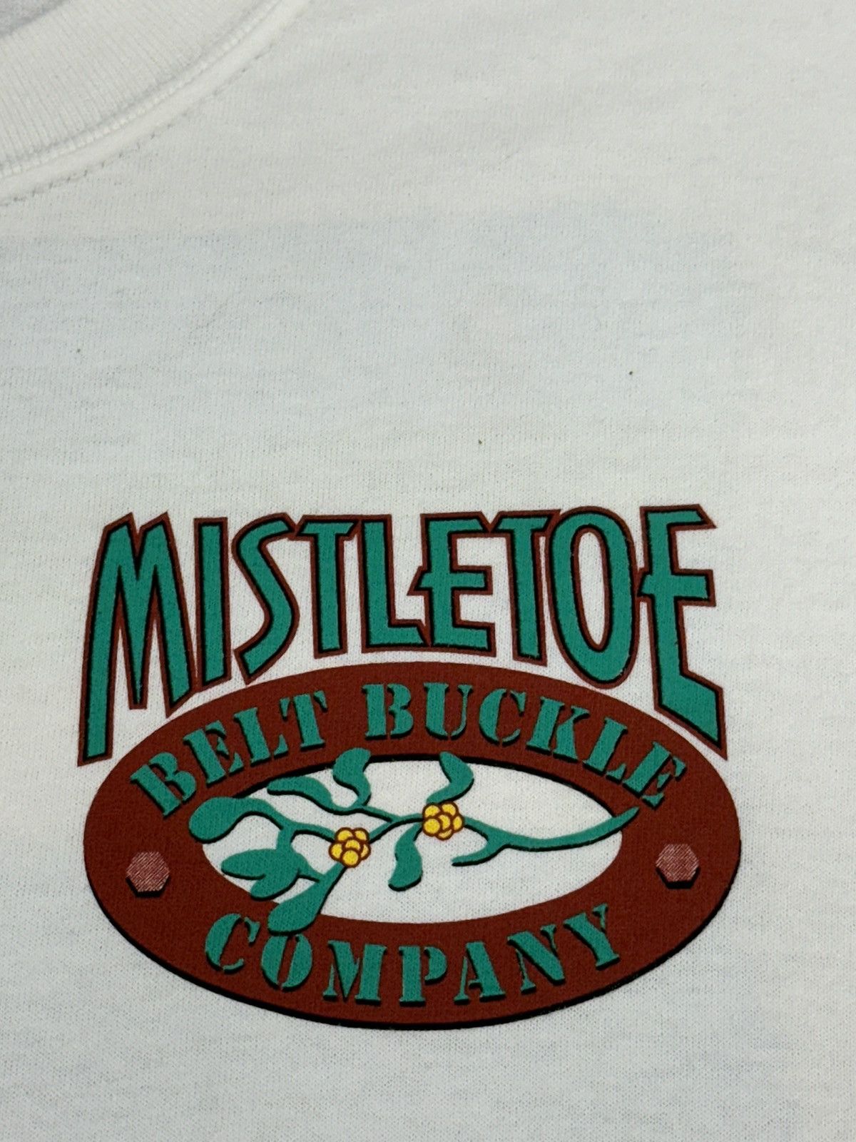Gildan × Vintage Vintage 90s Mistletoe Belt Company Graphic Fishing T-Shirt Size US L / EU 52-54 / 3 - 6 Thumbnail
