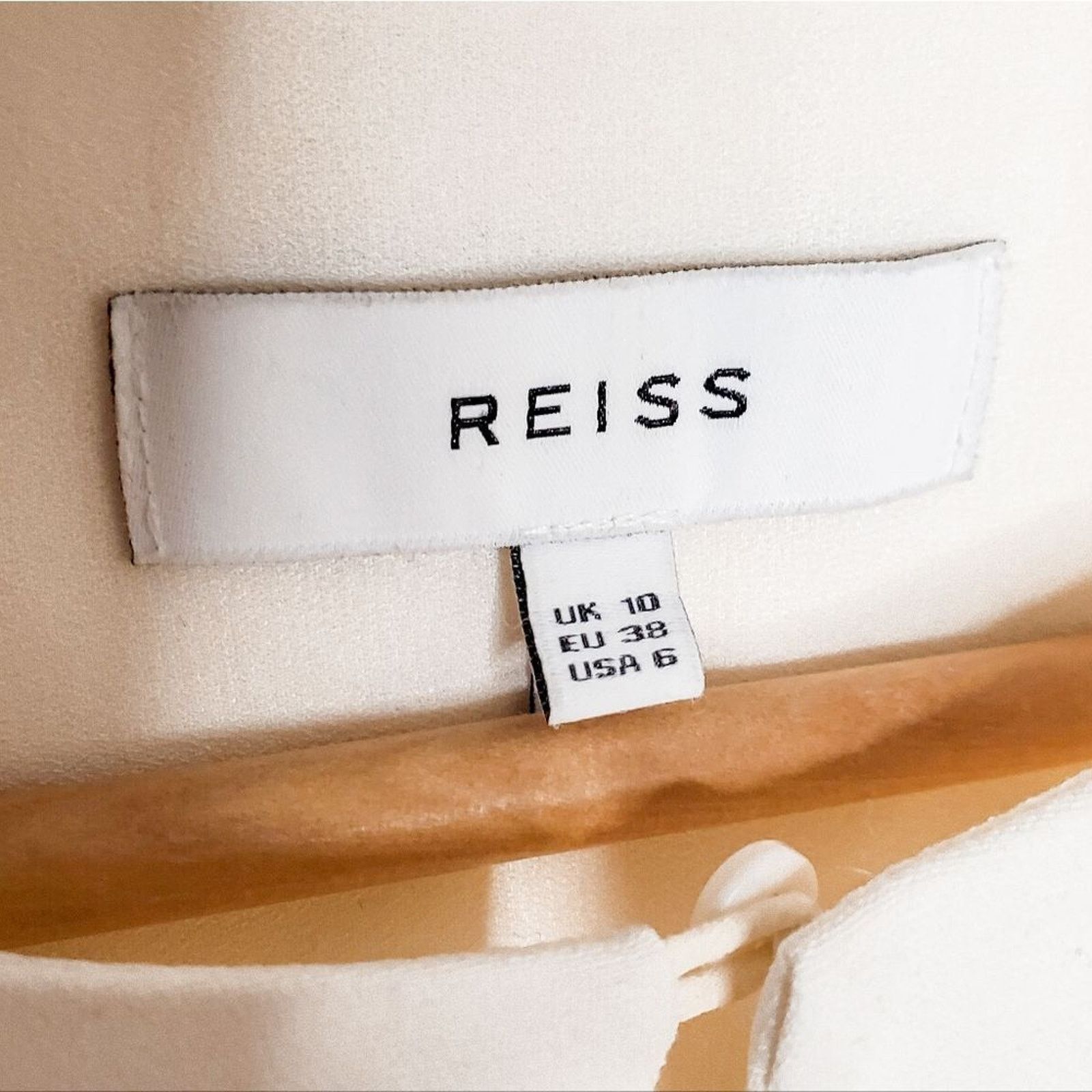 Reiss Reiss Off White Cream Finn Soft Sheer Pleated Dress Size 6 Size M / US 6-8 / IT 42-44 - 7 Thumbnail