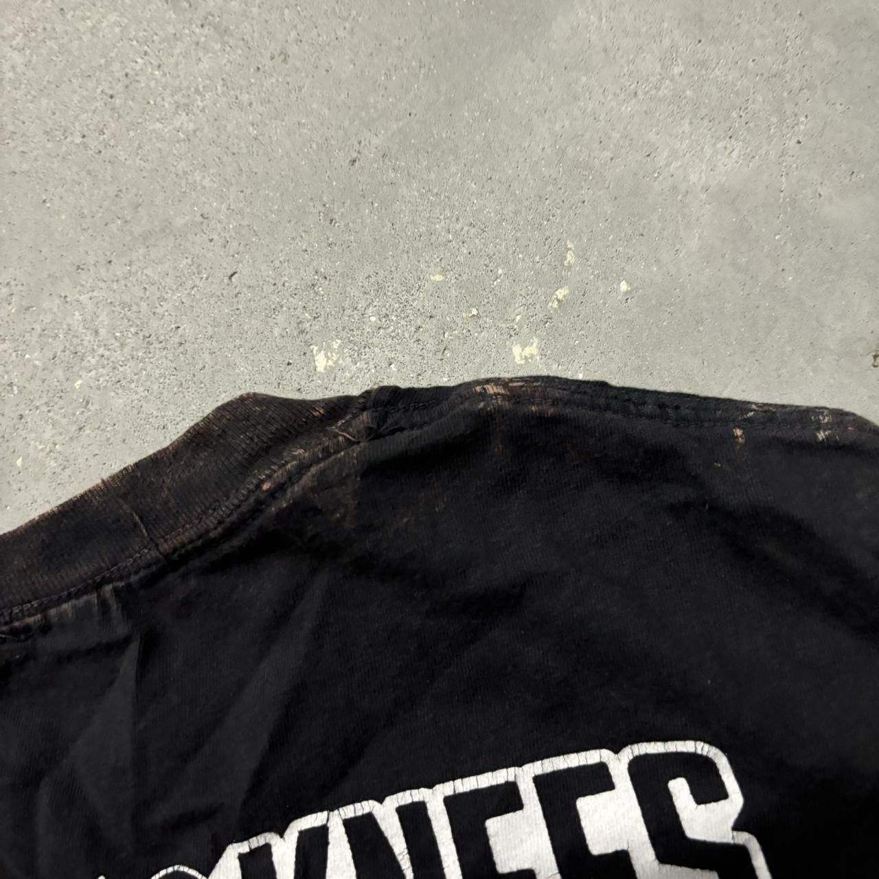 Band Tees × Vintage Crazy Vintage Y2K/2000s Grunge “Shaky Knees” Music Festival Rock Band Skull Graphic Tee! Size US S / EU 44-46 / 1 - 5 Thumbnail