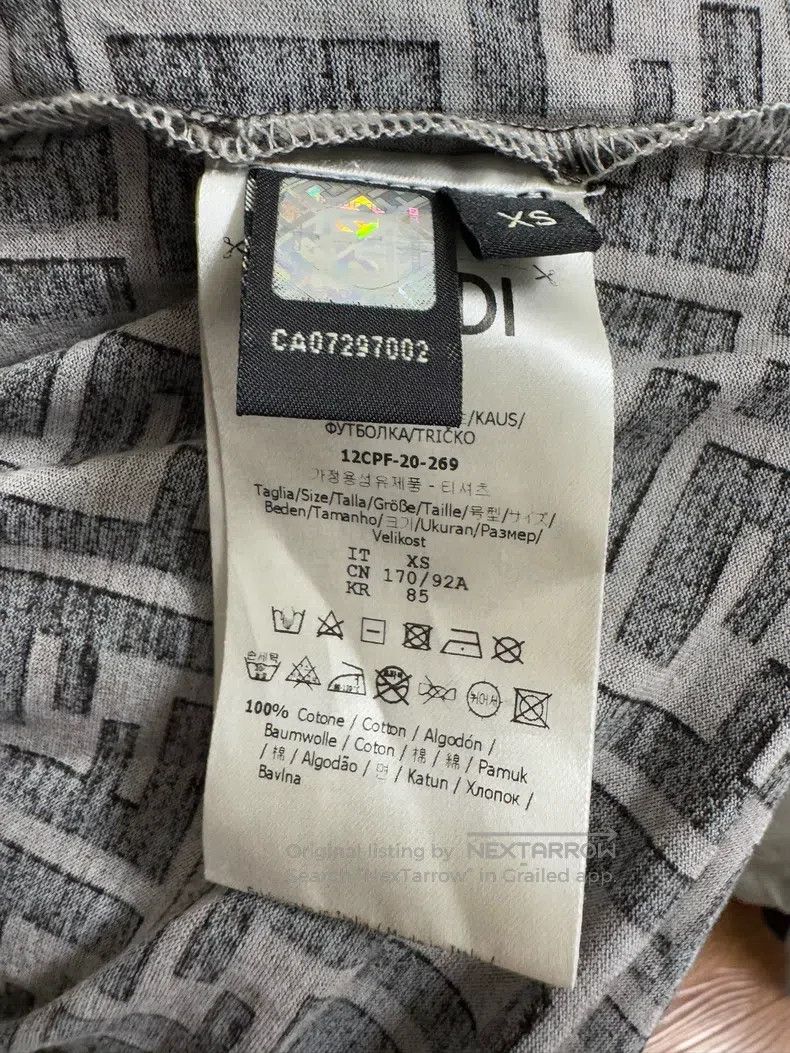 Fendi Fendi Monogrammed floral logo short-sleeve T-shirt Size XS / US 0-2 / IT 36-38 - 4 Thumbnail