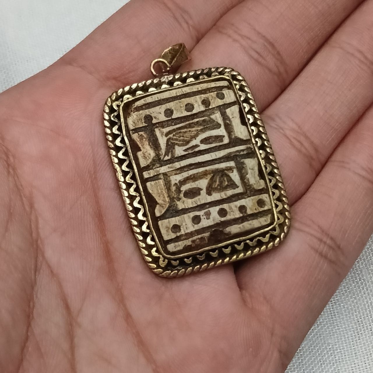 Handmade EGYPTIAN The Pendant Necklace Rare Book Antique with Stone Size ONE SIZE - 8 Thumbnail